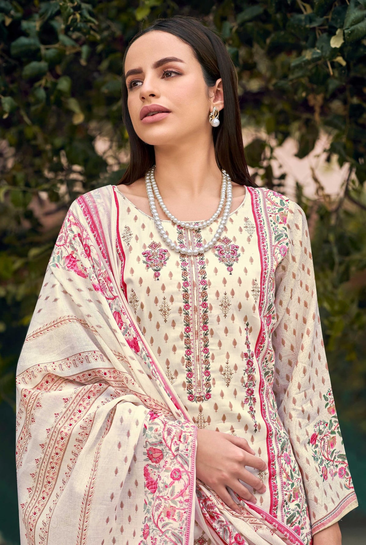 DRAVINAM Trends Kurti 2.50 mtrs,PURE COTTON SOLID DYED (2.7 m),PURE VISCOSE LAWN MULMUL DIGITAL PRINT BOX PALLU|Purple