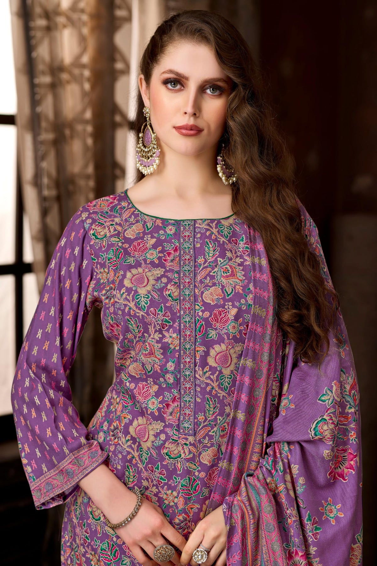 DRAVINAM Trends Women's Winter Wear Unstitched Discharge Print Hand Work Neck Embroidered Woollen Viscose Pashmina Salwar Suit Dress Material with Pashmina Printed Shawl Dupatta