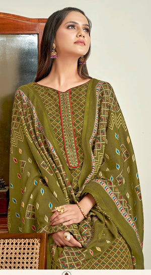DRAVINAM Trends Women's Unstitched dobby Print Woollen Pashmina Salwar Suit Dress Material with Embroiderywork and Pashmina Printed Shawl Dupatta (Free Size_Green)