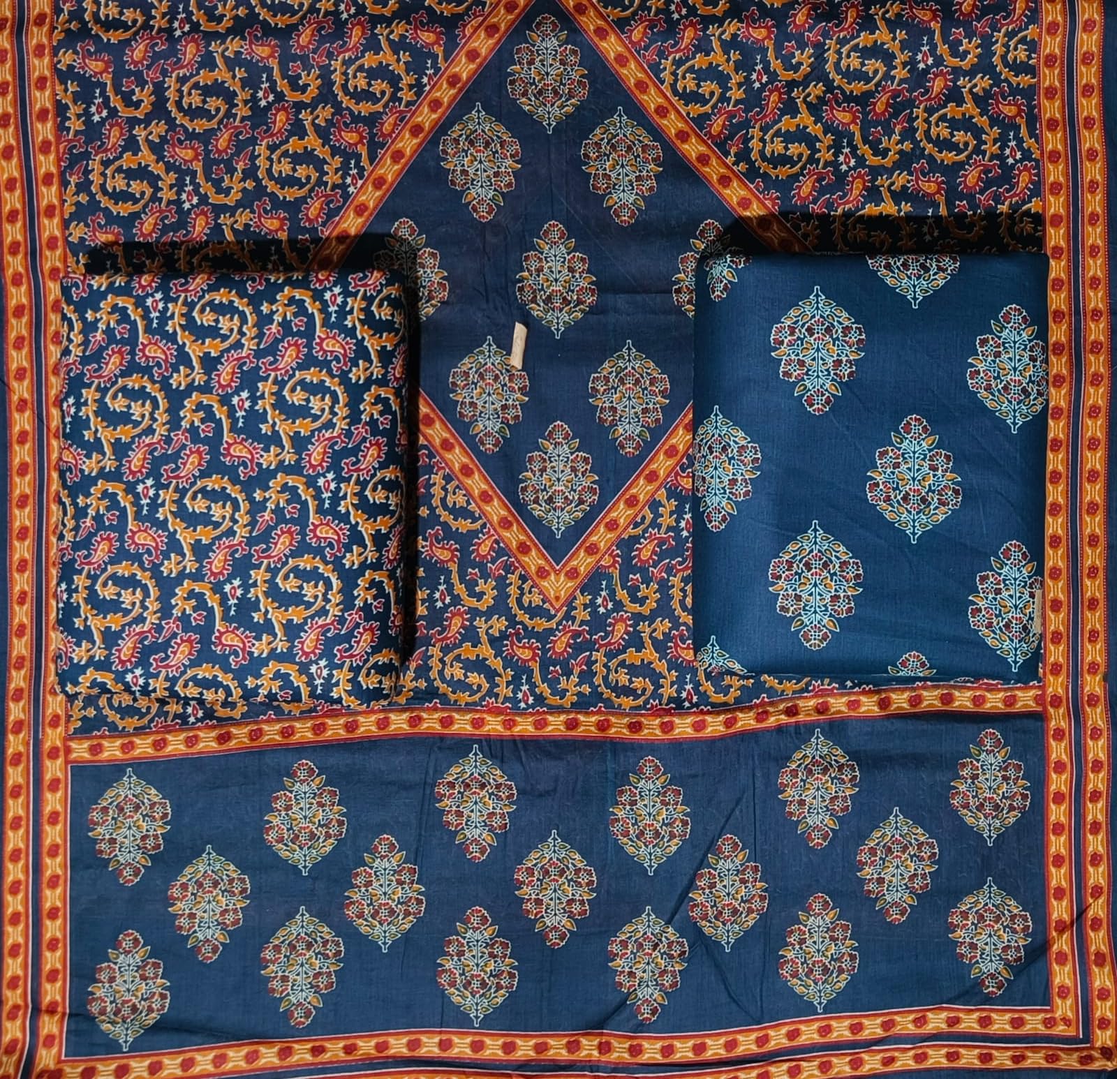 DRAVINAM Trends Jaipuri Print Cambric Cotton Unstitched Salwar Suit Dress Material for Women with Mulmul Cotton Dupatta