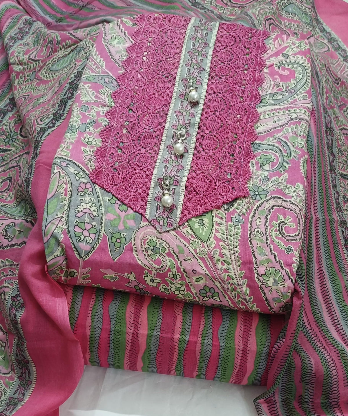 DRAVINAM Trends Women's Cambric Cotton Dress Material | Unstitch Kalamkari Printed Suit Set with Cotton Dupatta