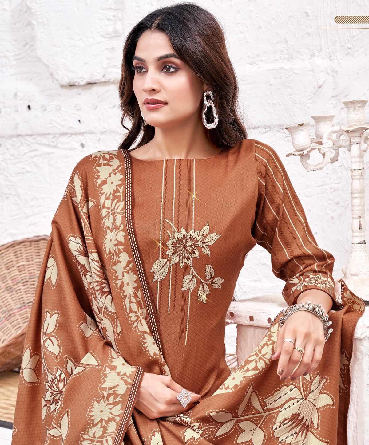 DRAVINAM Trends Women's Winter Wear Floral Printed Warm Wool Pashmina Salwar Kameez Dress Material with Swaroski Work and Pashmina Printed Shawl Dupatta
