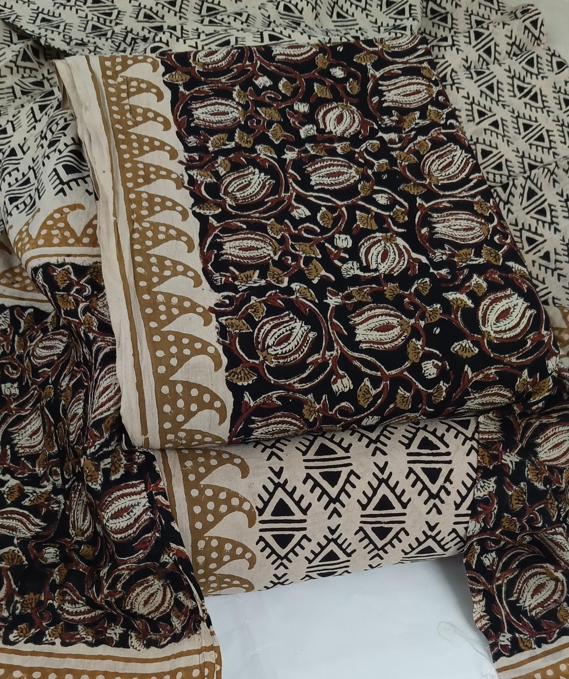DRAVINAM Trends Women's Jaipuri Pure Cotton Handmade Floral Block Bagh Print Unstitched Dress Material Set with Dupatta (Top, Bottom, and Dupatta Fabric)