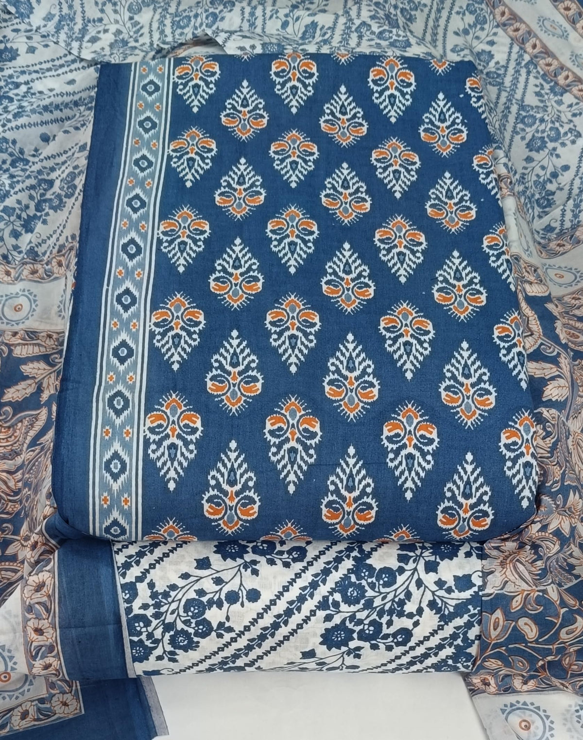 DRAVINAM Trends Jaipuri Print Cambric Cotton Unstitched Salwar Suit Dress Material for Women with Mulmul Cotton Dupatta
