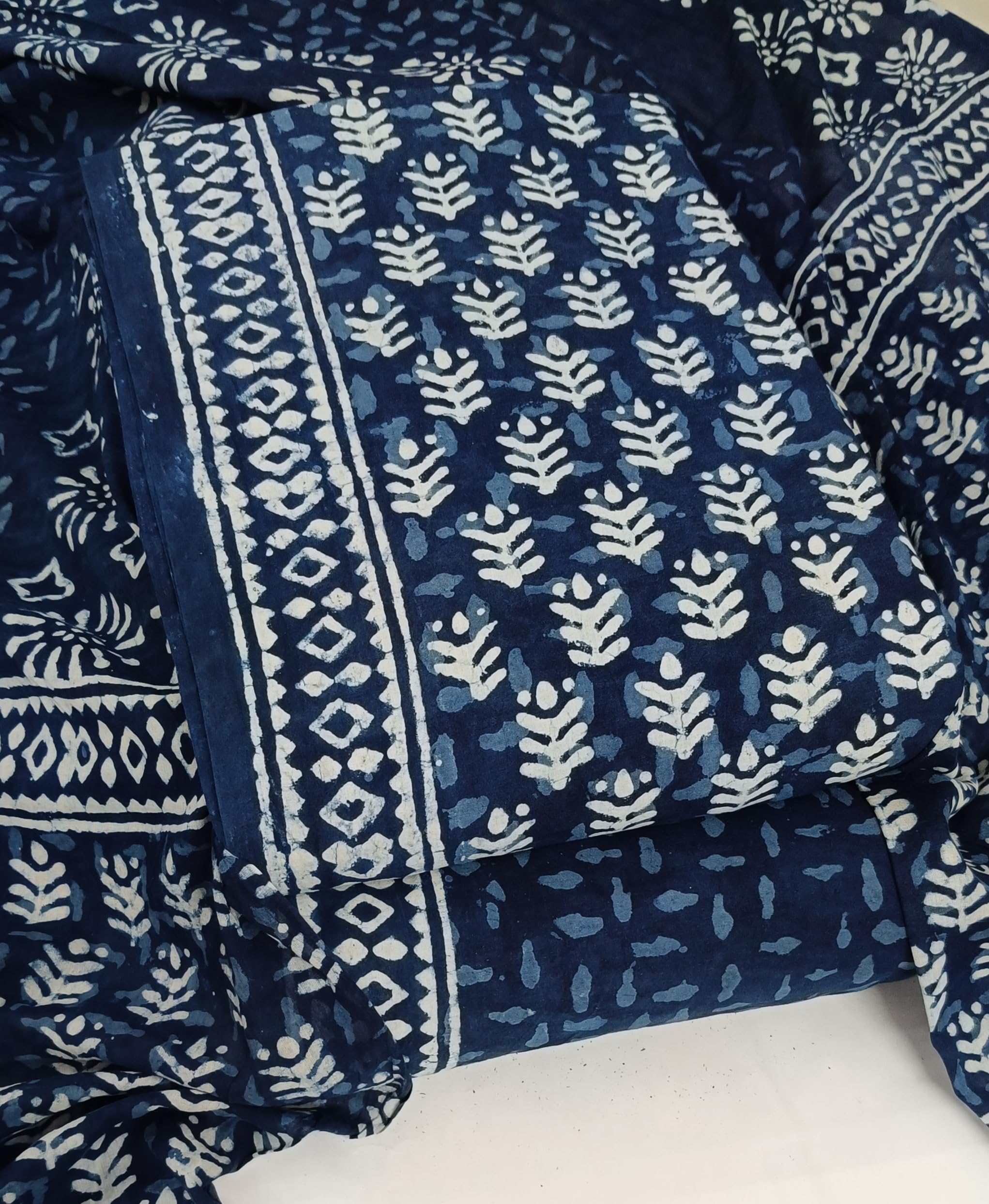 DRAVINAM Trends Hand Block Print Sanganeri Cambric Unstitched Cotton Suit Dress Material for Women with Mulmul Cotton Hand Printed Dupatta