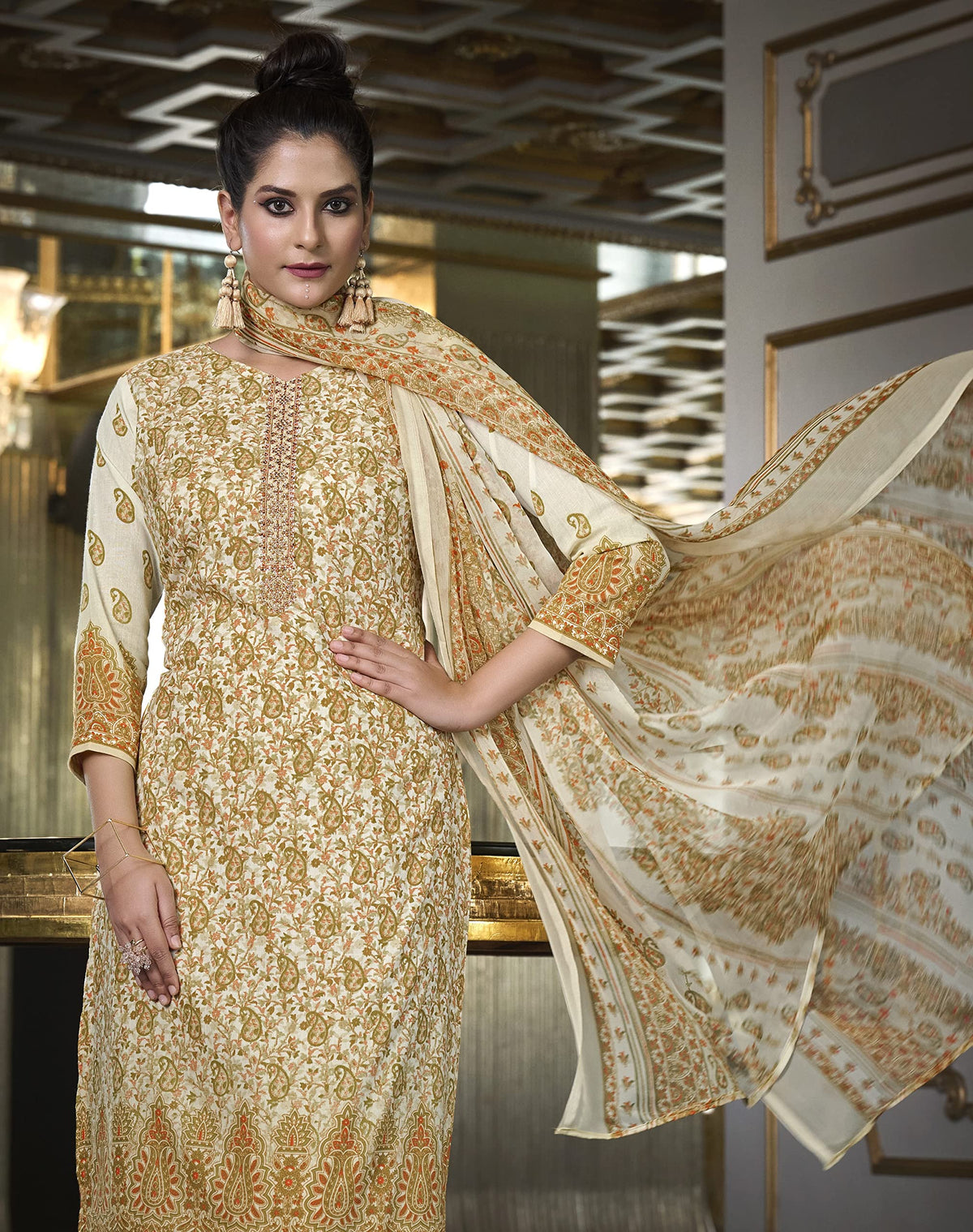 DRAVINAM Trends Women Suit Set (Unstitched)