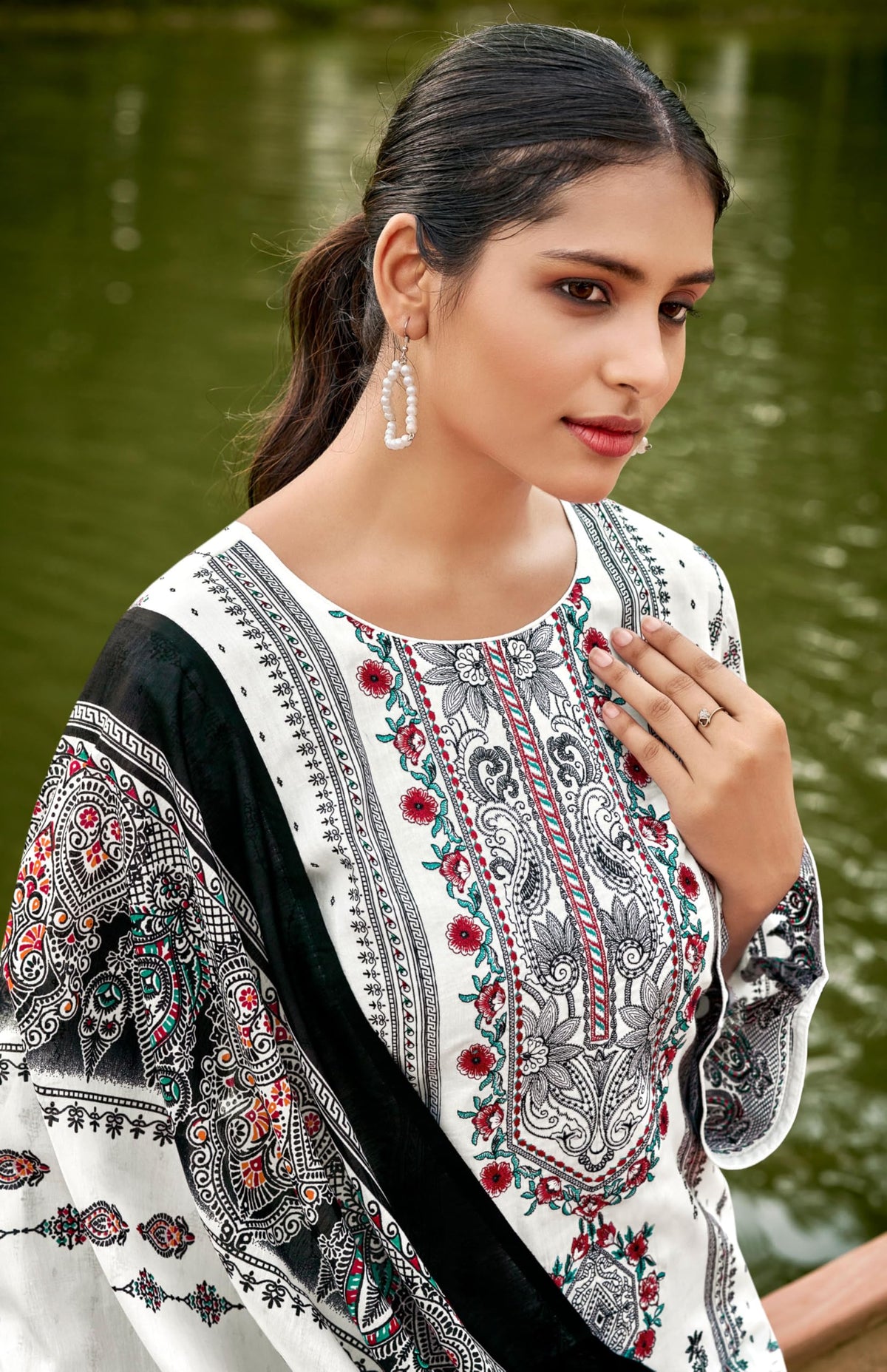 DRAVINAM Trends Women's Pakistani Print Embroidered Unstitcehd Pure Cambric Cotton Salwar Suit Dress Materials with Pure Cotton Printed Dupatta