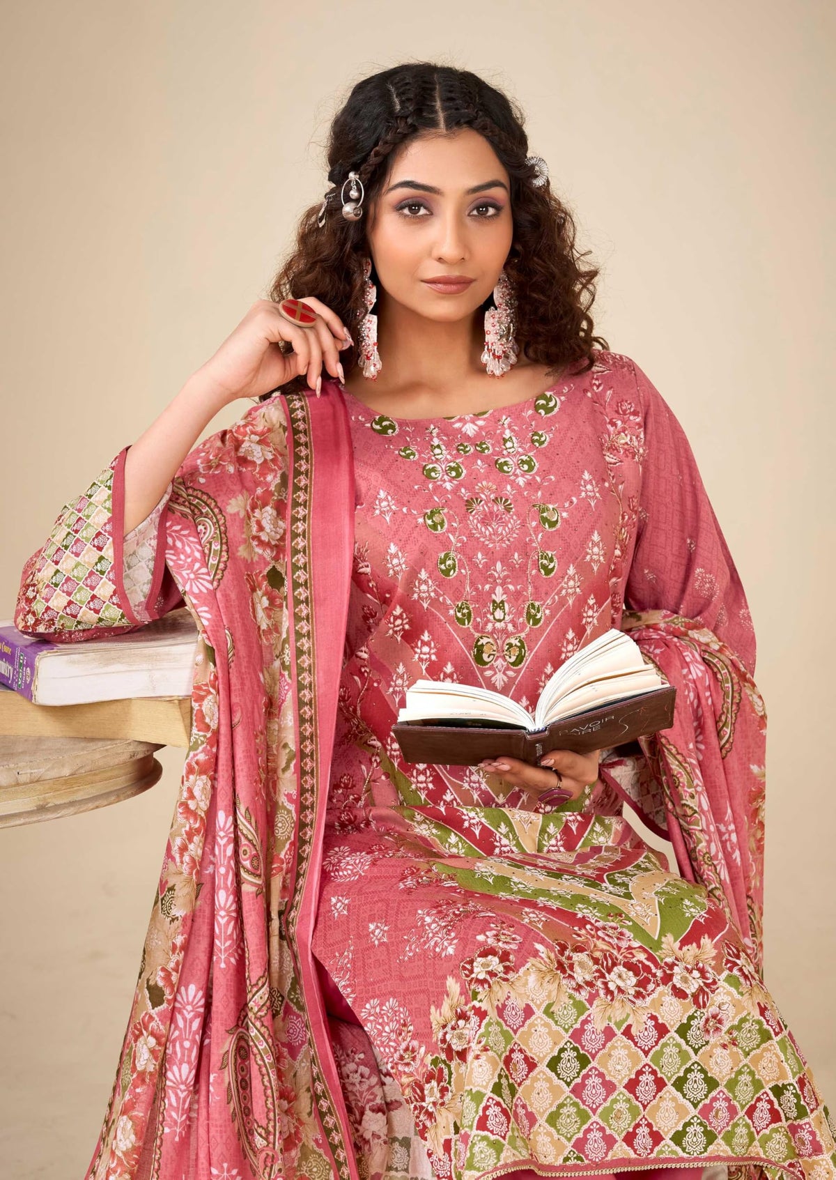 DRAVINAM Trends Kurti 2.50 mtrs, Pure Viscose Rayon (3 mtrs apx), Pure Cotton Mal Mal Print (2.30|Grey