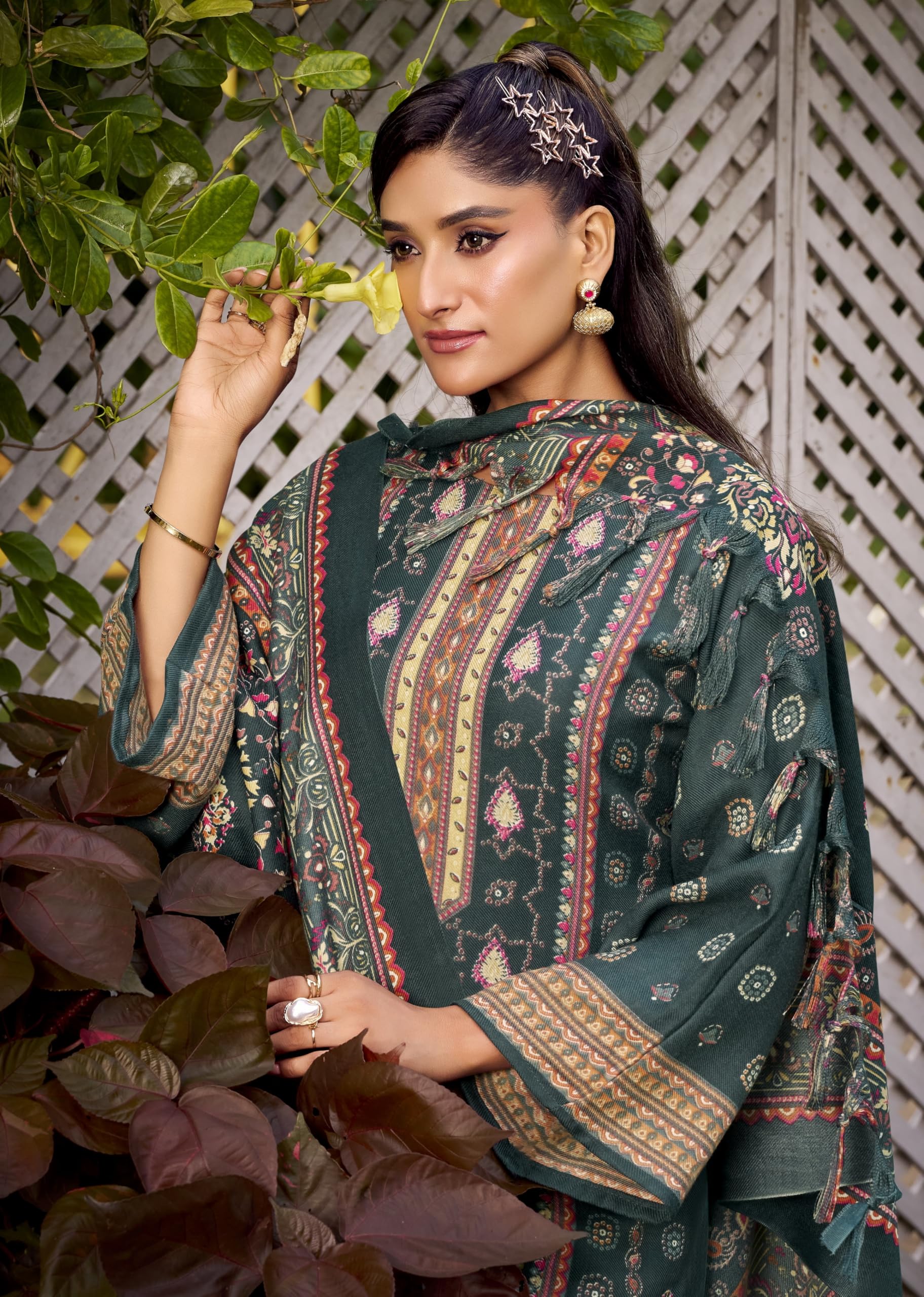 DRAVINAM Trends Women's Winter wear unstitched Printed Woollen Pashmina Salwar Suit Dress Material with Pashmina Printed Shawl Dupatta
