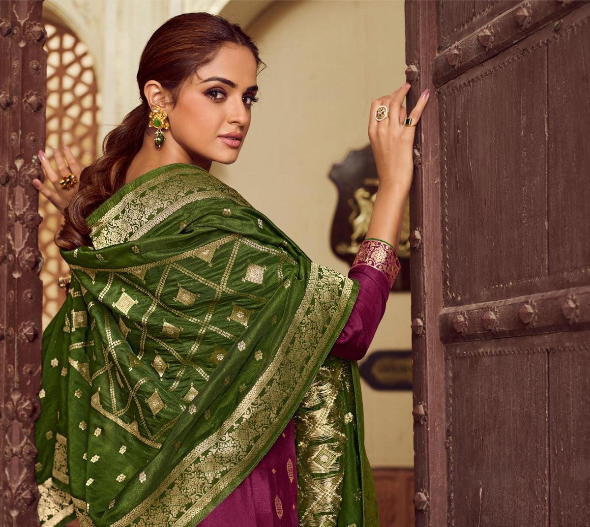 DRAVINAM Trends Unstitched Meenakari Zari Dola Banarasi Silk Salwar suit Dress Material with Dola Jacquard Double Jari Heavy Beautiful Dupatta (Peach and Dark Purple)