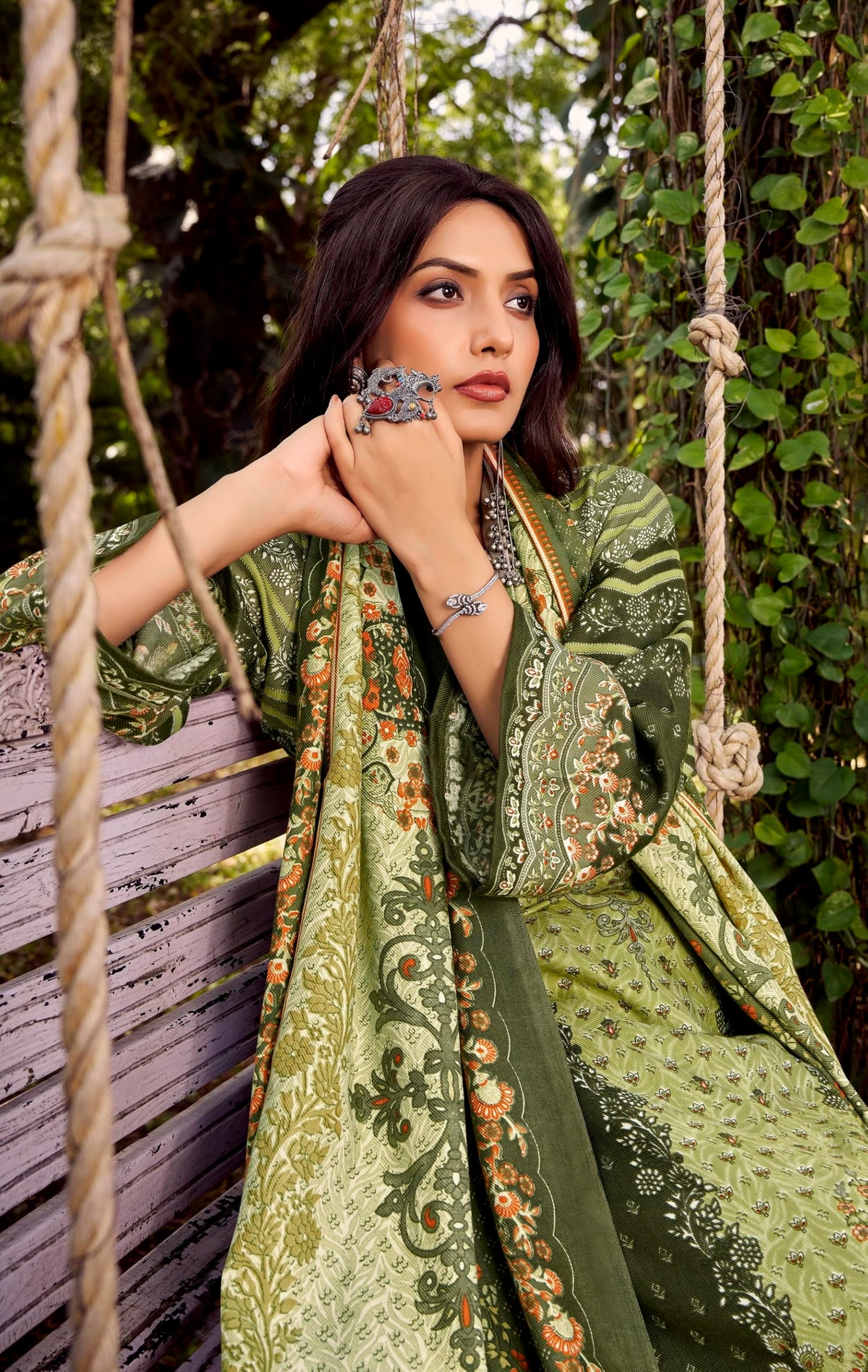 DRAVINAM Trends Women's Winter wear unstitched Printed Woollen Pashmina Salwar Suit Dress Material with Pashmina Printed Shawl Dupatta