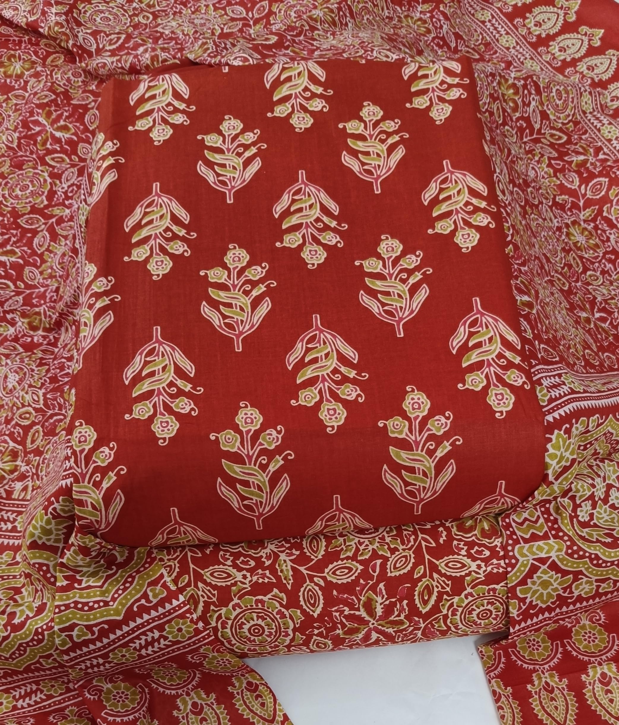 DRAVINAM Trends Jaipuri Print Cambric Cotton Unstitched Salwar Suit Dress Material for Women with Mulmul Cotton Dupatta
