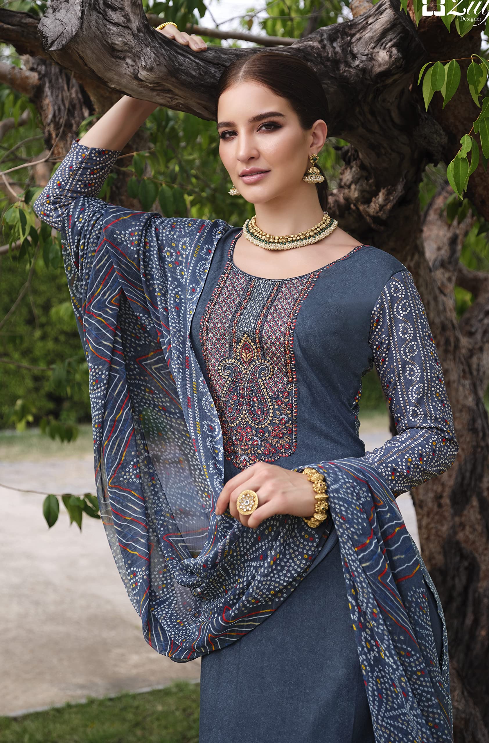 DRAVINAM Trends Unstitched Printed Embroidered Rayon Salwar Suits Set with Chiffon Dupatta (Green)