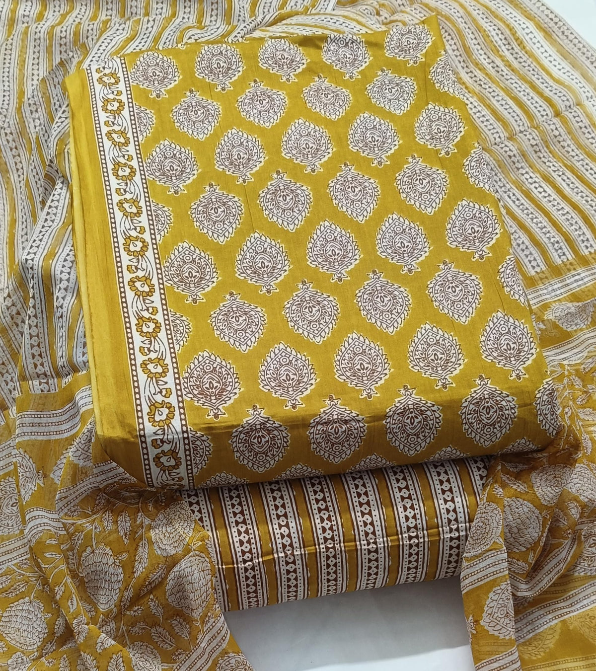 DRAVINAM Trends Jaipuri Printed Pure Cambric Unstitched Cotton Suit Dress Material with Chiffon Printed Dupatta