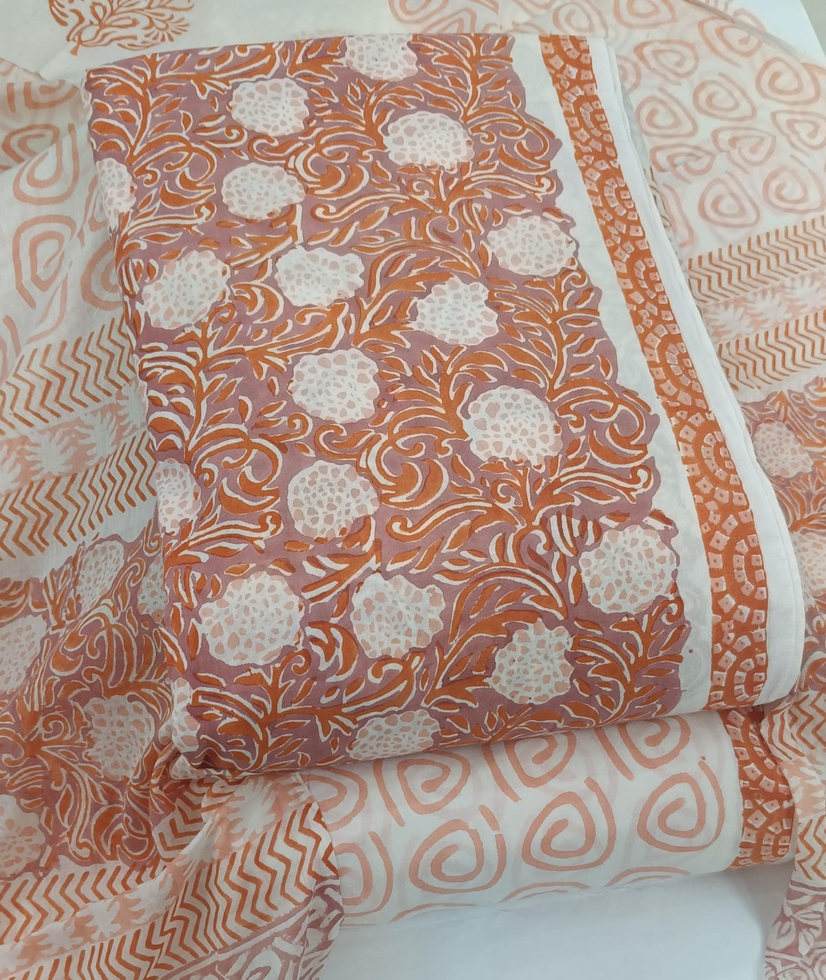 DRAVINAM Trends Hand Block Print Sanganeri Cambric Unstitched Cotton Suit Dress Material for Women with Mulmul Cotton Hand Printed Dupatta