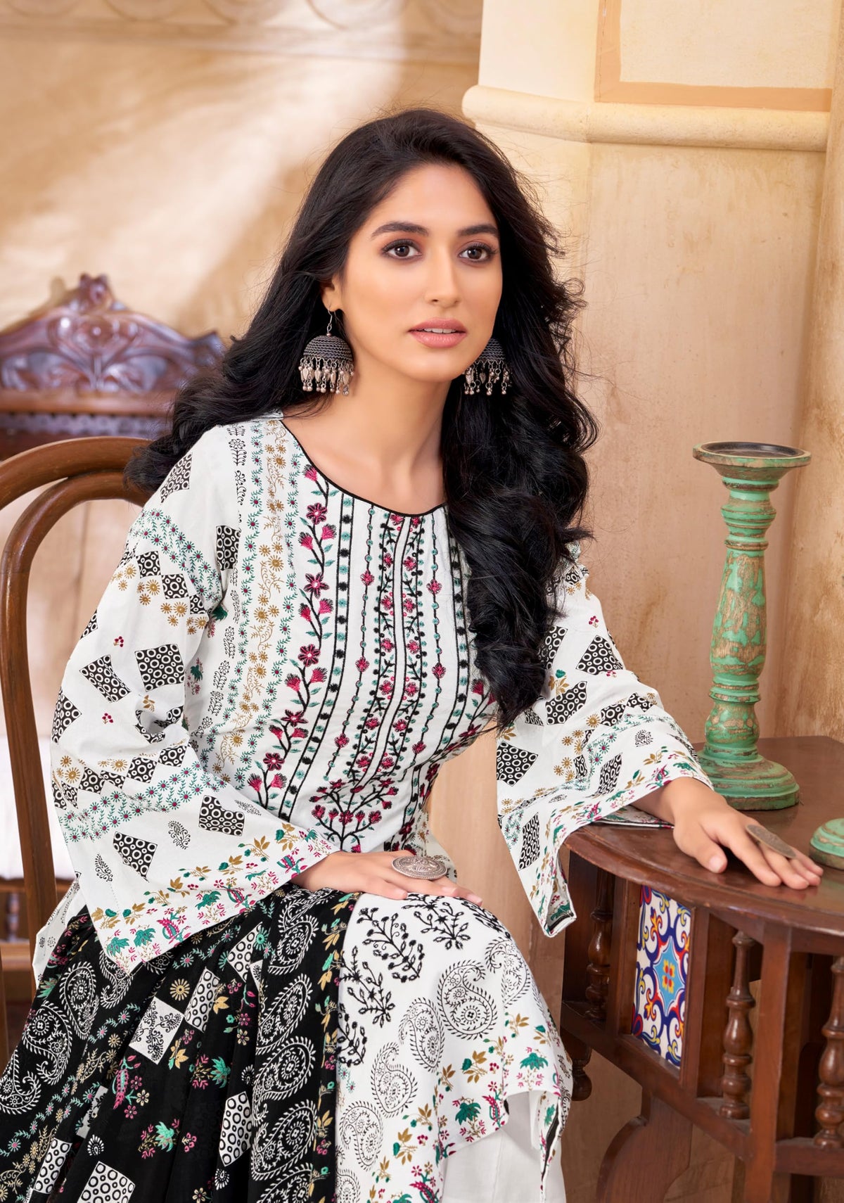 DRAVINAM Trends Women's Pakistani Print Embroidered Unstitcehd Pure Cambric Cotton Salwar Suit Dress Materials with Pure Cotton Printed Dupatta