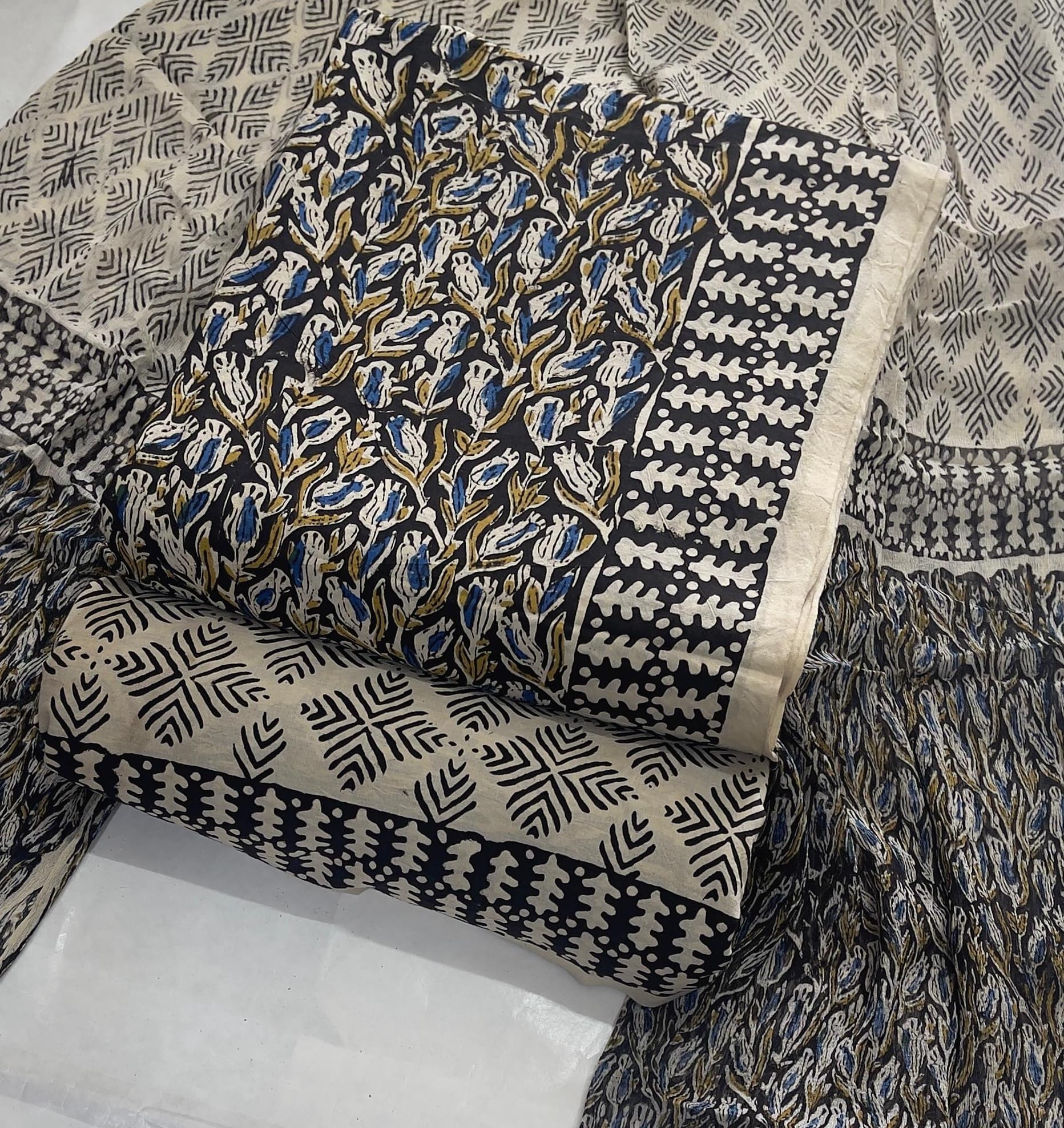 DRAVINAM Trends Hand Block Print Cambric Cotton Unstitched Salwar Suit Set for Women with Pure Chiffon Hand Printed Dupatta