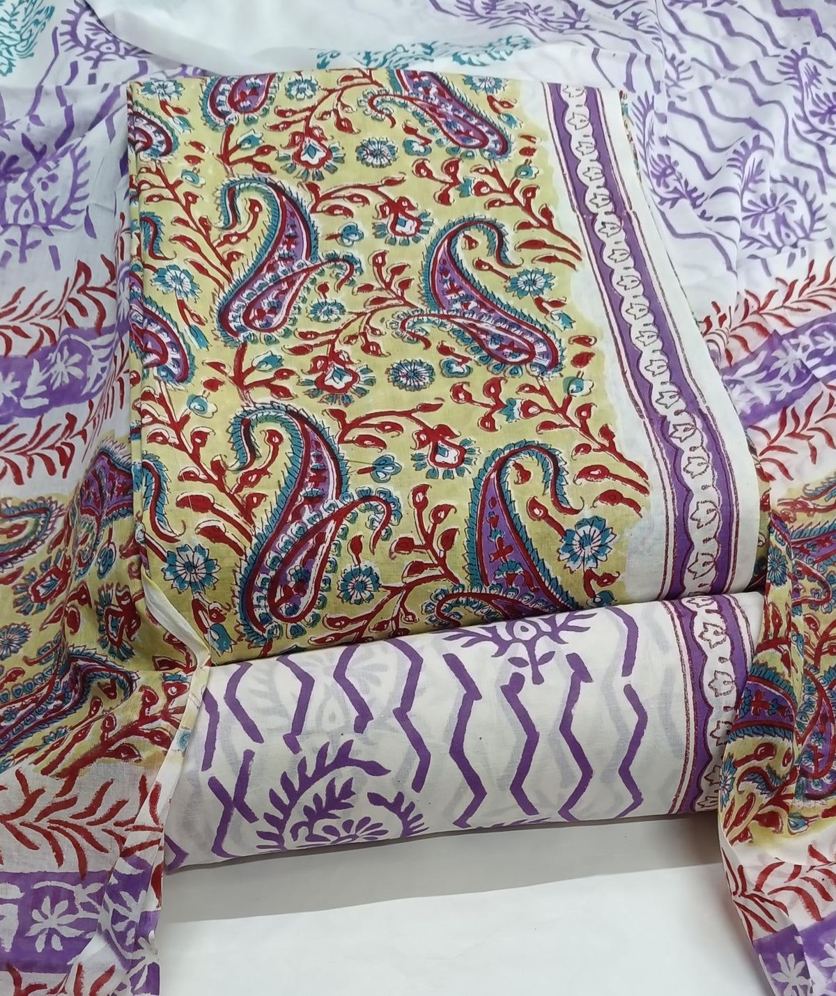 DRAVINAM Trends Hand Block Print Sanganeri Cambric Unstitched Cotton Suit Dress Material for Women with Mulmul Cotton Hand Printed Dupatta