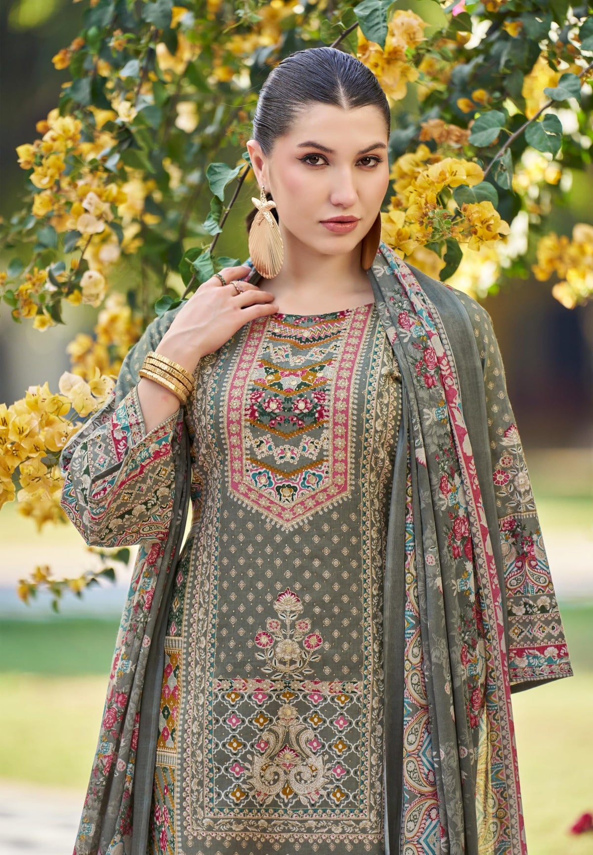 DRAVINAM Trends Kurti 2.50 mtrs, Pure Cotton (3 mtrs apx), Pure MAL MAL Cotton Dupatta Print (2.30|Black