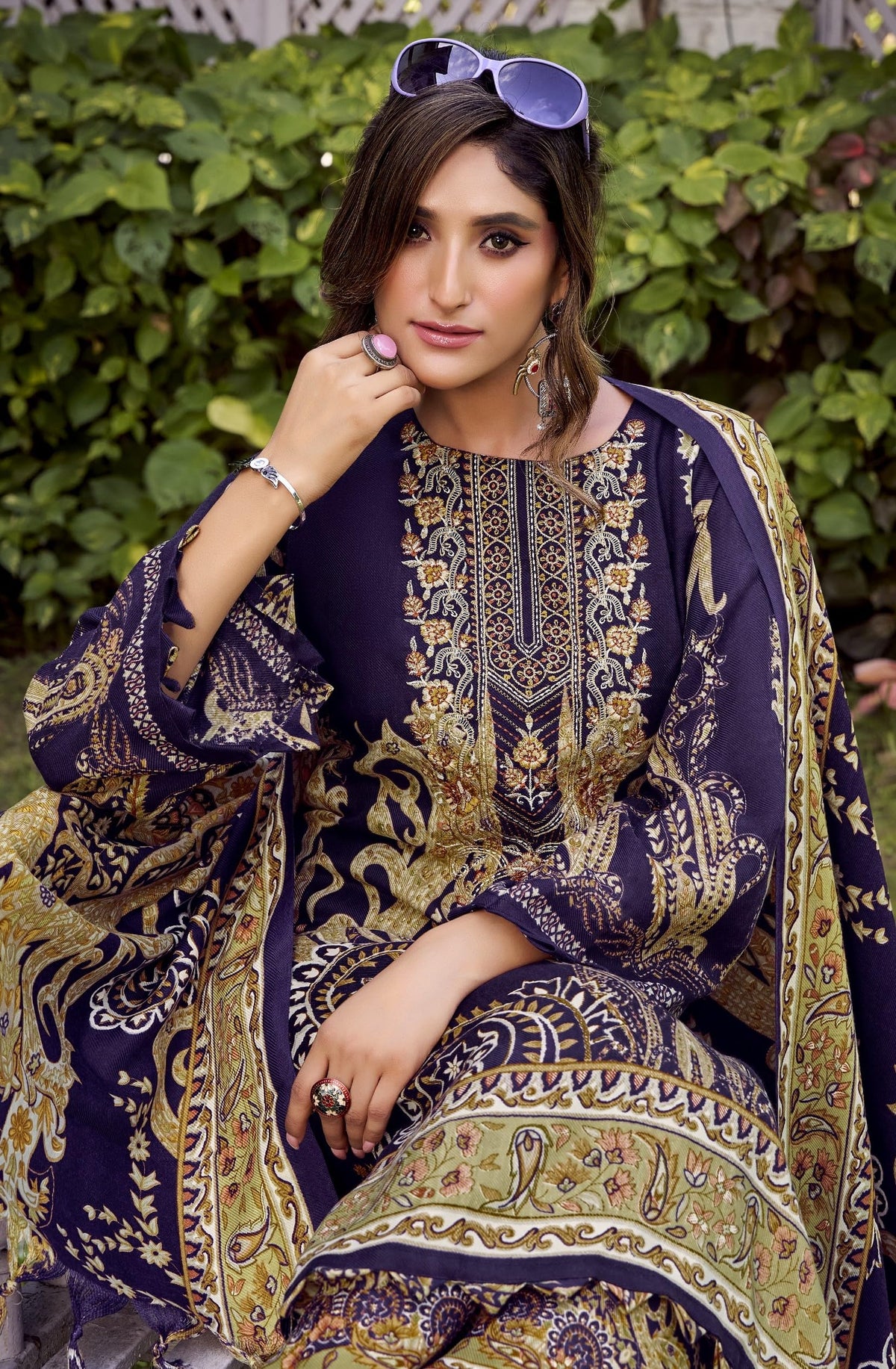 DRAVINAM Trends Women's winter wear unstitched embroidered Woollen Pashmina Suit Dress Material with Pashmina Printed Shawl Dupatta