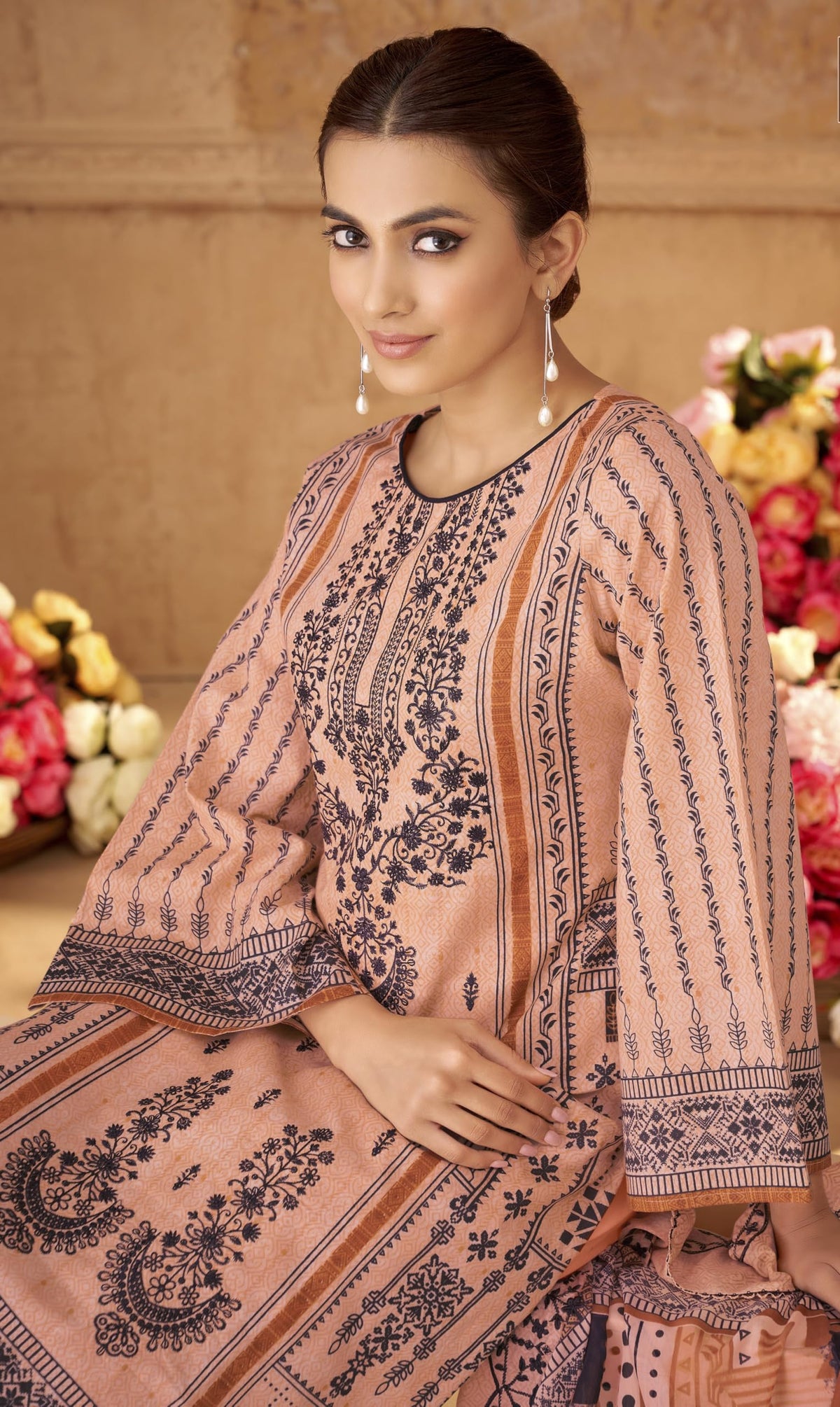 DRAVINAM Trends Unstitched Cotton Suit Dress Material Set: Pakistani Print Top Fabric with Embroidery | Customizable Solid Bottoms | Cotton Fancy Dupatta
