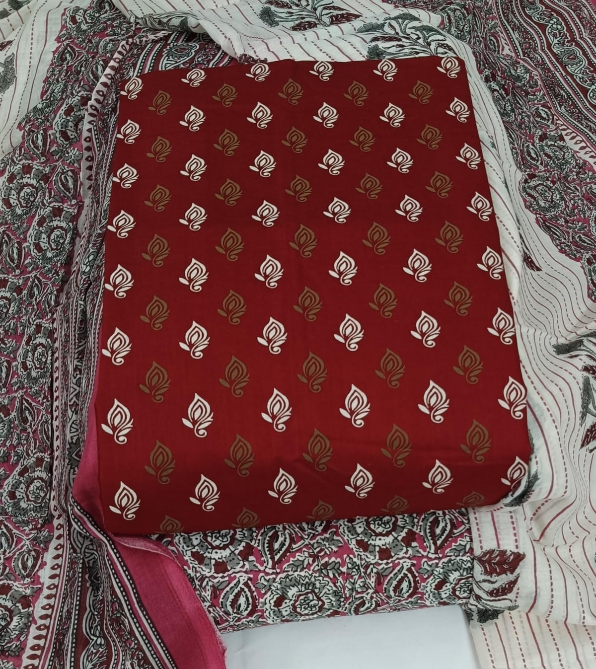 DRAVINAM Trends Women's Ethnic Pure Cotton Jaipuri Printed Unstitched Salwar Suit Dress Material with Dupatta