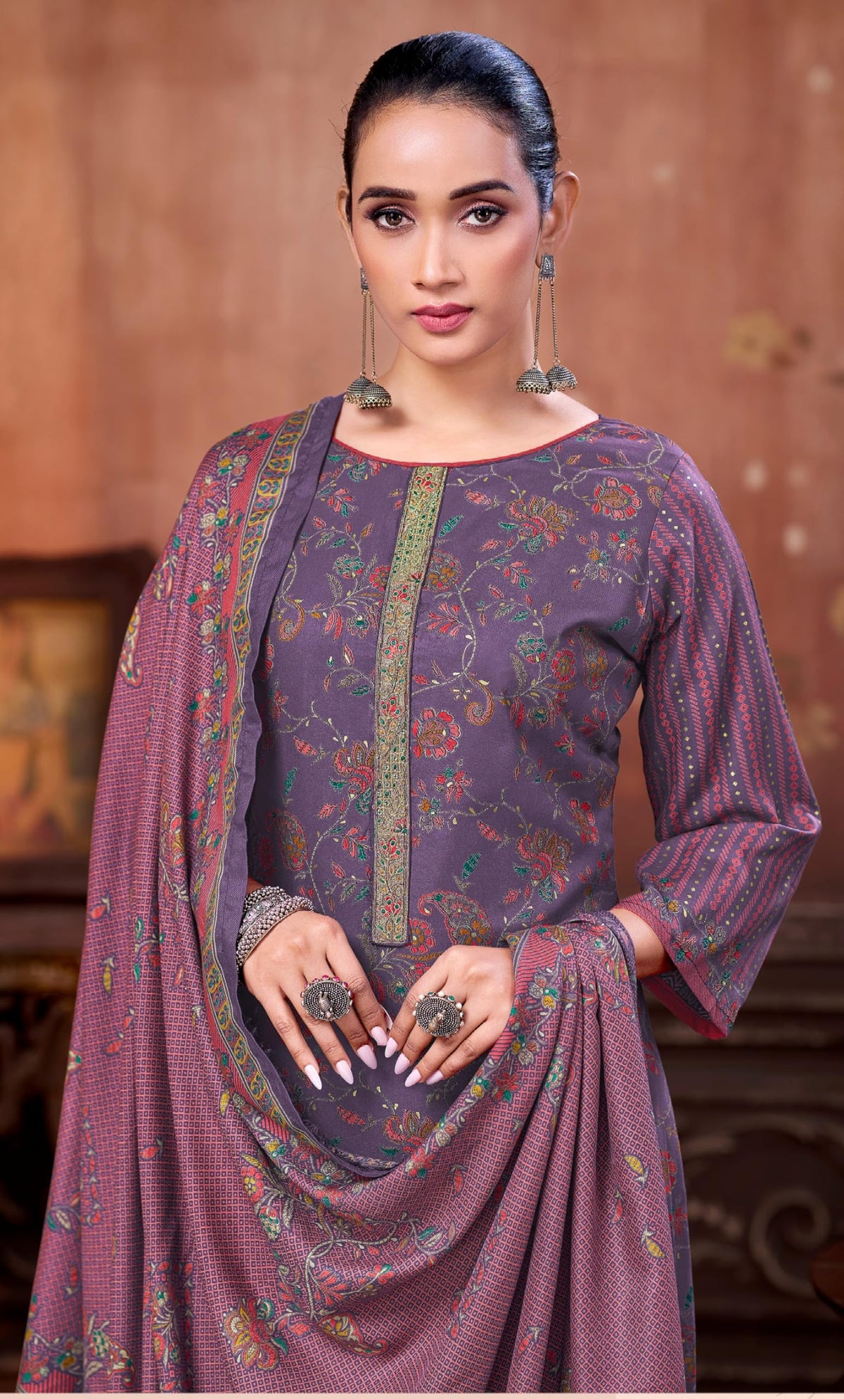 DRAVINAM Trends Women's Winter Wear Unstitched Discharge Print Hand Work Neck Embroidered Woollen Viscose Pashmina Salwar Suit Dress Material with Pashmina Printed Shawl Dupatta