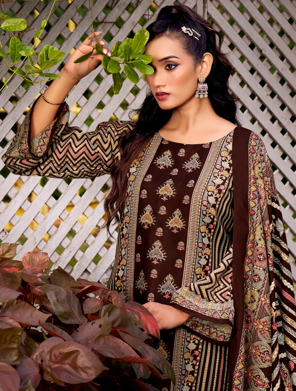 DRAVINAM Trends Women's Winter wear unstitched Printed Woollen Pashmina Salwar Suit Dress Material with Pashmina Printed Shawl Dupatta