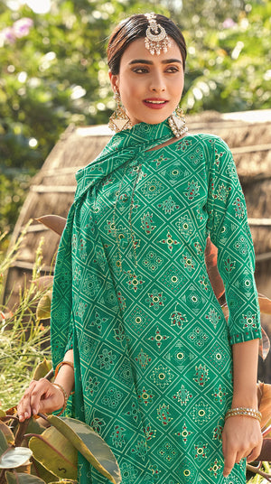 DRAVINAM Trends Women's Unstitched Kashmiri Print Woollen Pashmina Salwar Suit Dress Material with Pashmina Printed Shawl Dupatta (Free Size) (Brown)