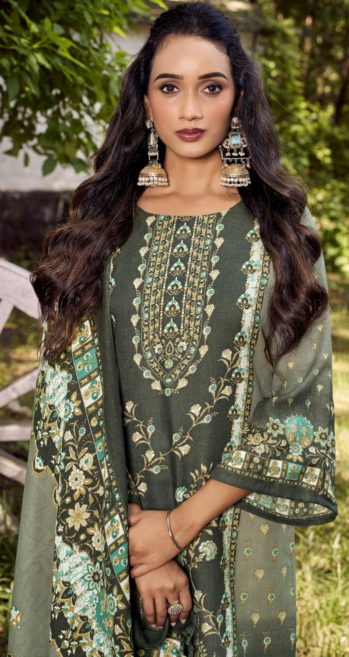 DRAVINAM Trends Women's Winter wear unstitched Printed Woollen Pashmina Salwar Suit Dress Material with Pashmina Printed Shawl Dupatta