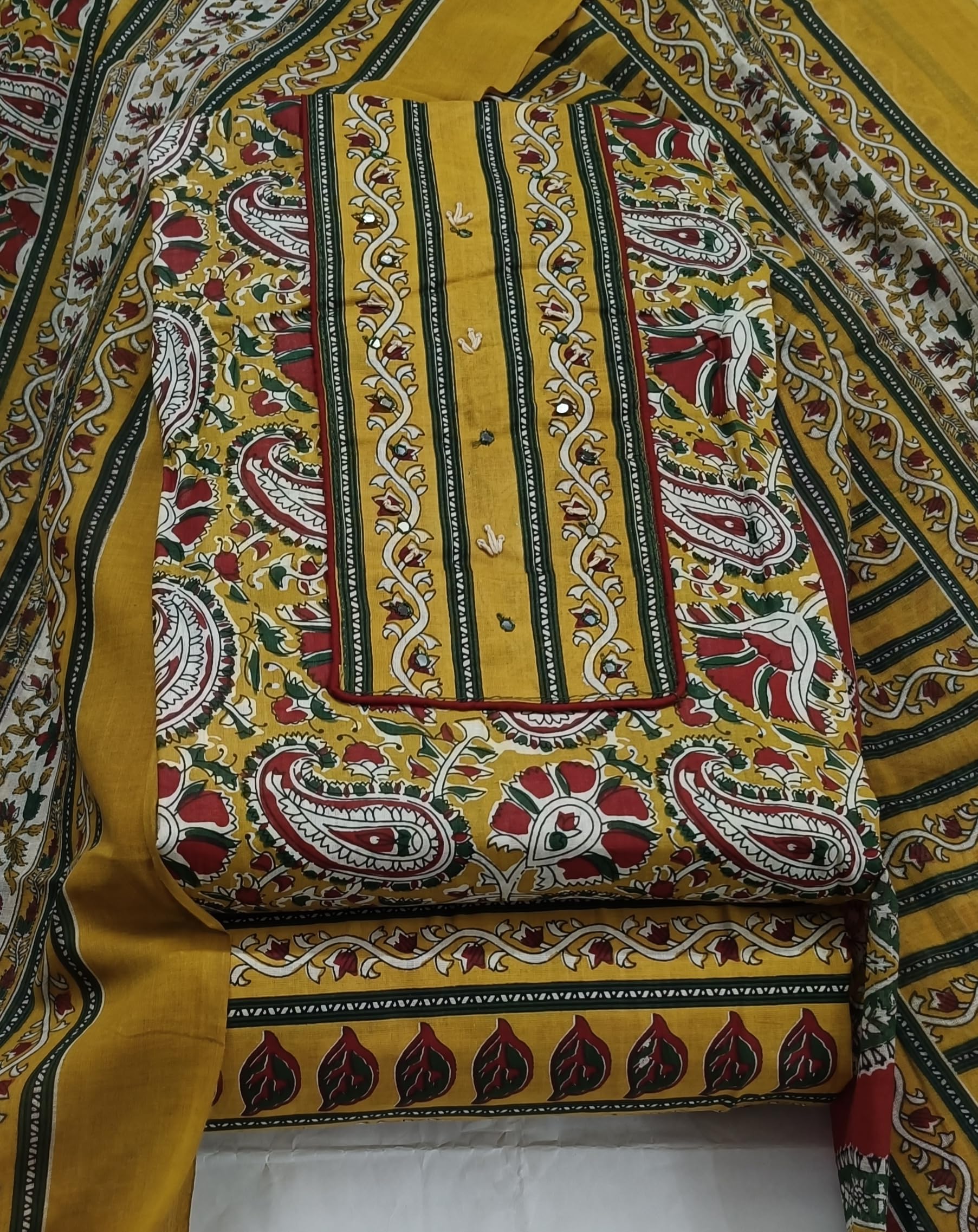 DRAVINAM Trends Women's Cambric Cotton Dress Material | Unstitch Kalamkari Printed Suit Set with Cotton Dupatta