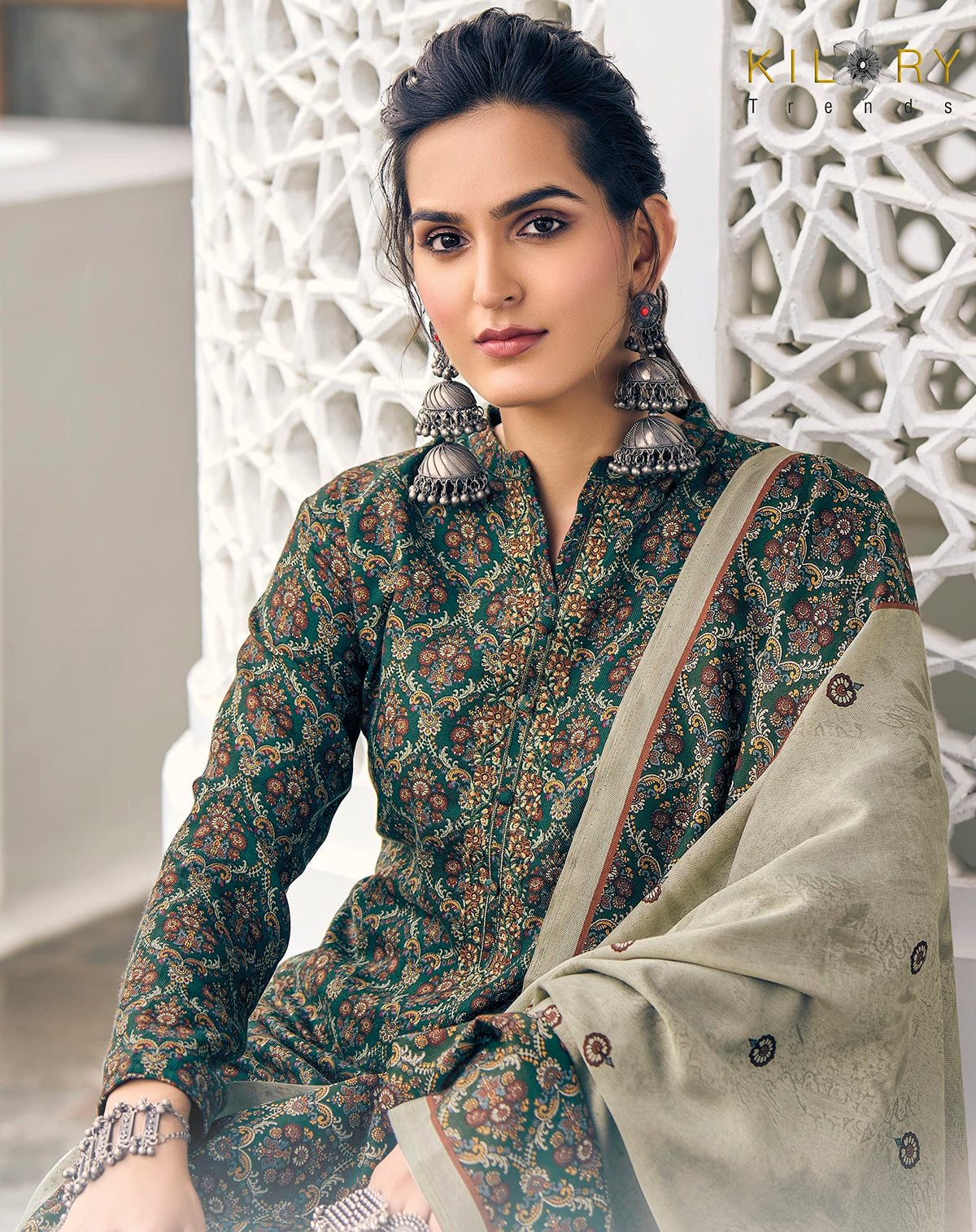 DRAVINAM Trends Women's Winter wear Embroidered Pure Wool Pashmina Digital Printed Unstitched Salwar Suit Dress Material with Pure Pashmina Warm Shawl Dupatta (Brown)