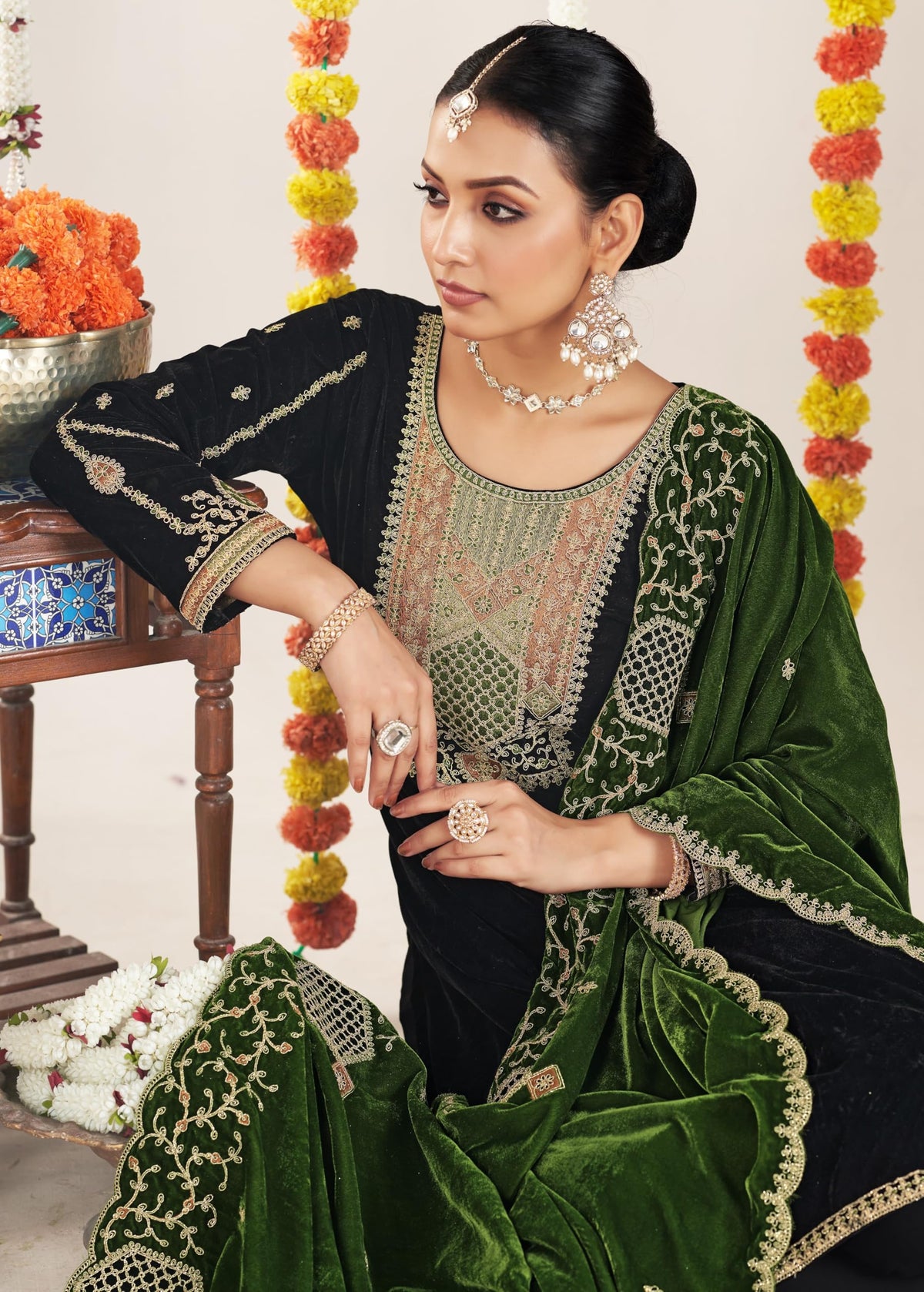 DRAVINAM Trends Women's Unstitch Premium Velvet Fancy Embroidery Winter Wear Salwar Suit Material With Unstitch Bottoms and Piping Dupatta