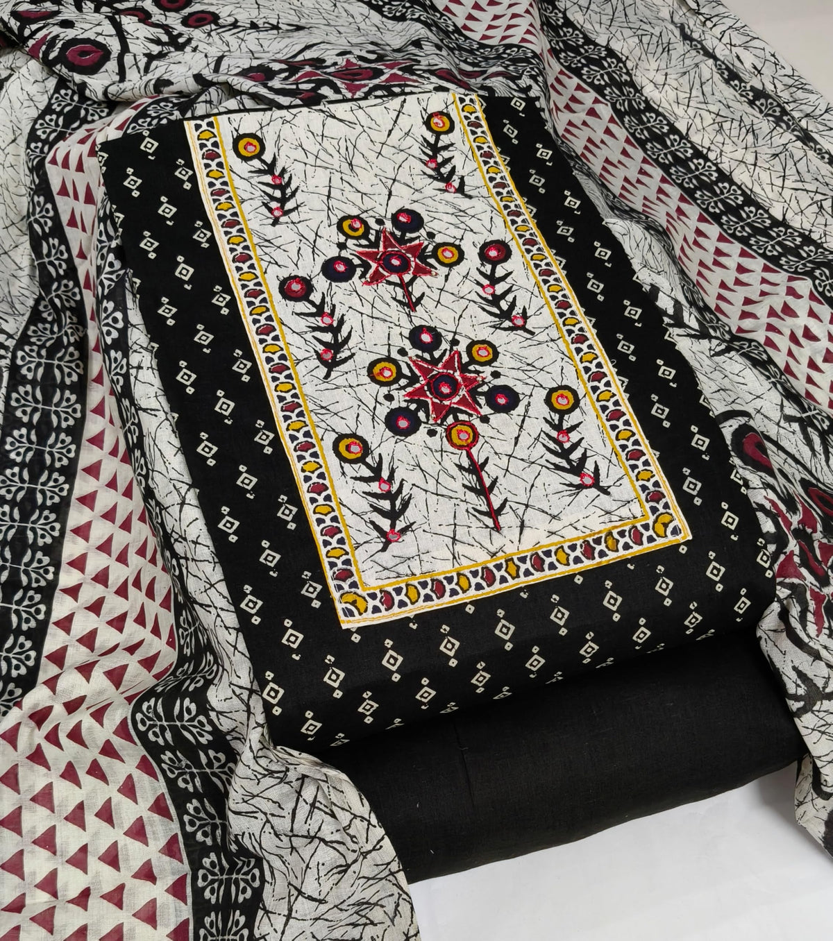 DRAVINAM Trends Women's Cambric Cotton Dress Material | Unstitch Printed Suit Set with Cotton Dupatta