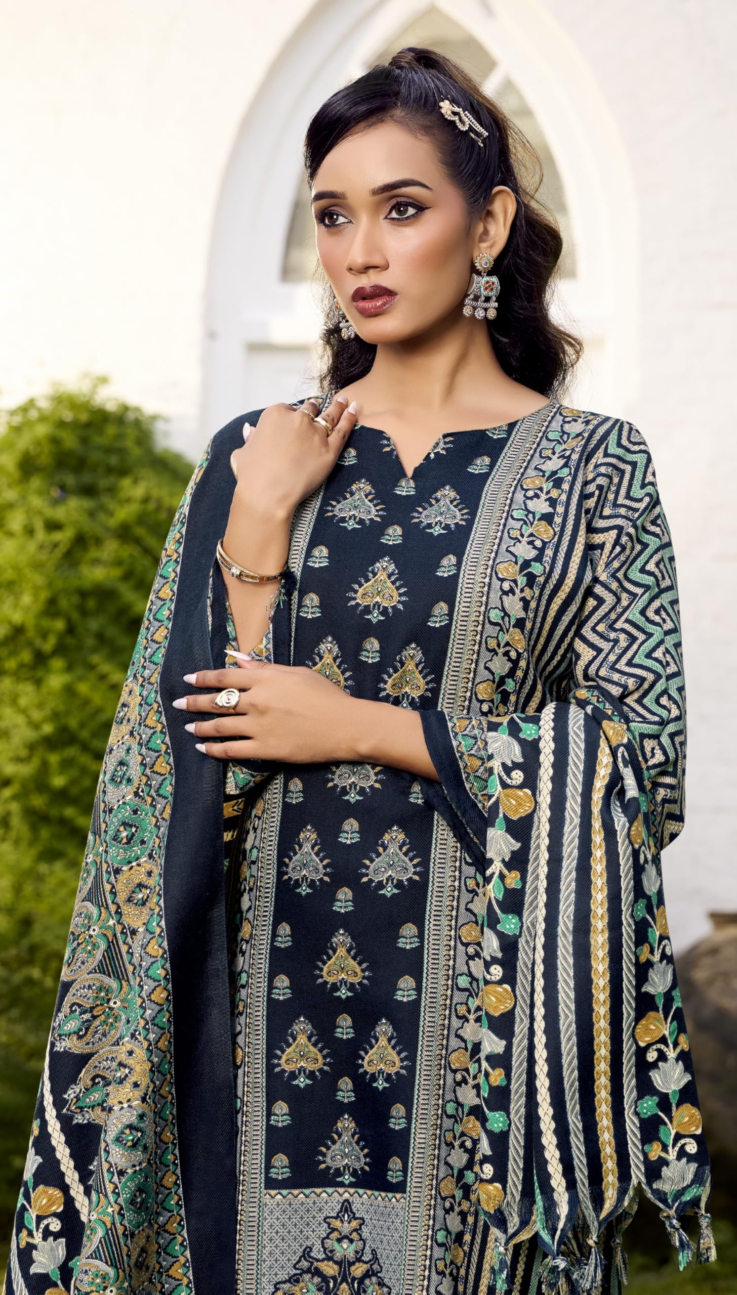 DRAVINAM Trends Women's Winter wear unstitched Printed Woollen Pashmina Salwar Suit Dress Material with Pashmina Printed Shawl Dupatta