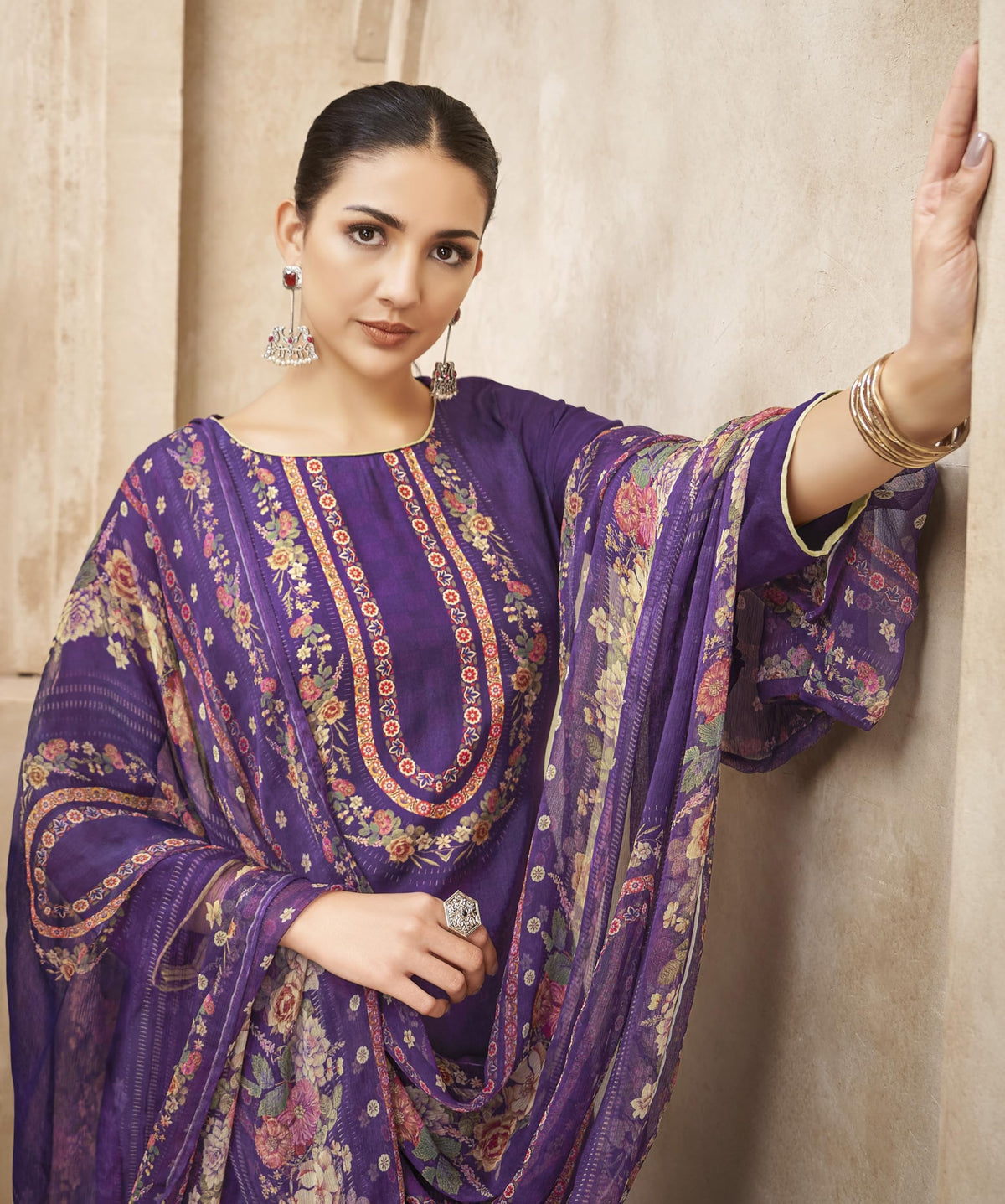 DRAVINAM Trends Women's Unstitched Viscose Maslin Hand Embroidered Suit Material - Viscose Maslin Digital Printed Hand Embroidered Kameez II Rayon Bottoms II Half Pure Digital Printed Dupatta