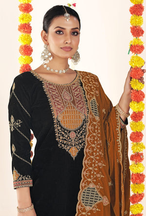 DRAVINAM Trends Women's Unstitch Premium Velvet Fancy Embroidery Winter Wear Salwar Suit Material With Unstitch Bottoms and Piping Dupatta