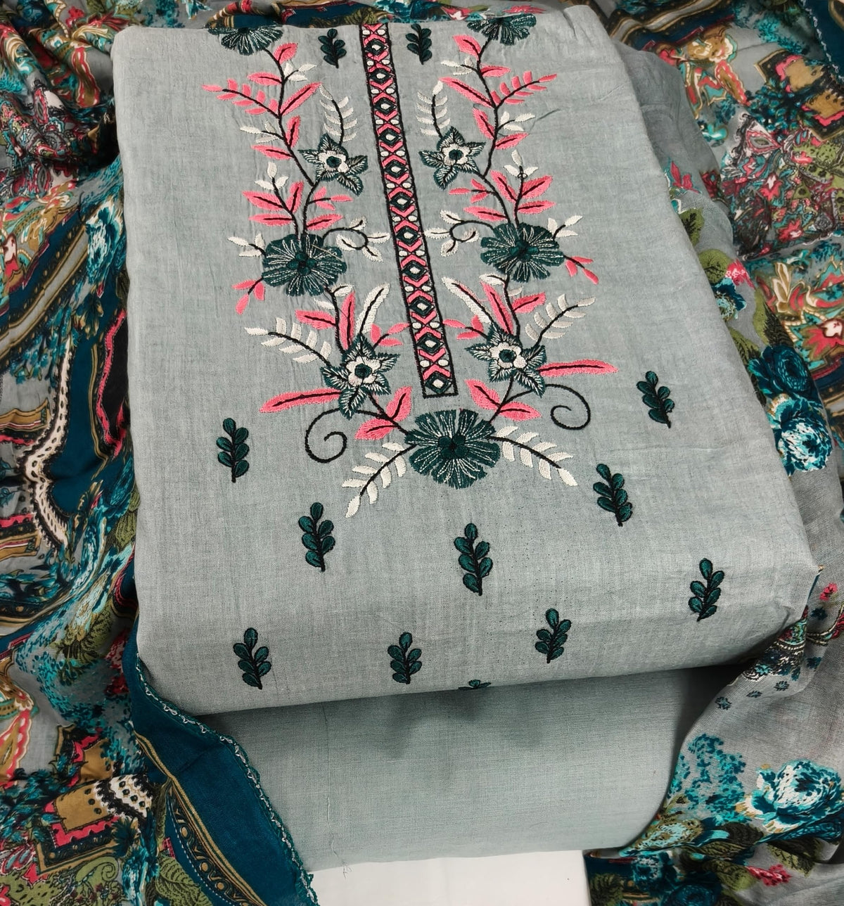 DRAVINAM Trends Women's Pure Cotton Unstitched Salwar Suit Dress Material Set | Pakistani Prints with Embroidery I Mulmul Dupatta