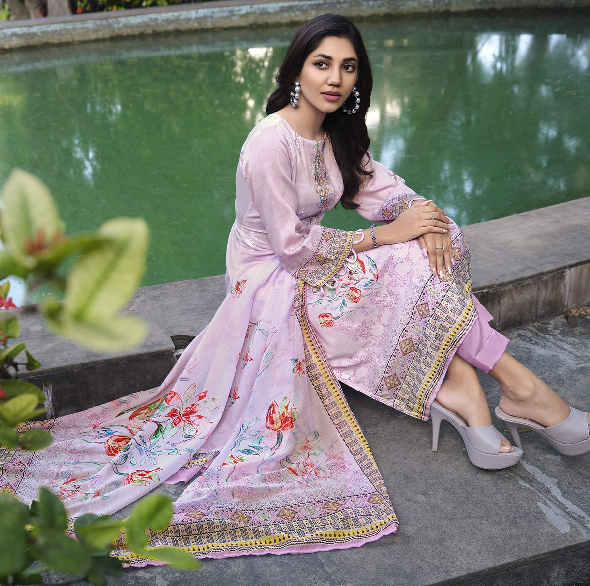 DRAVINAM Trends Cotton Printed Kurta Set