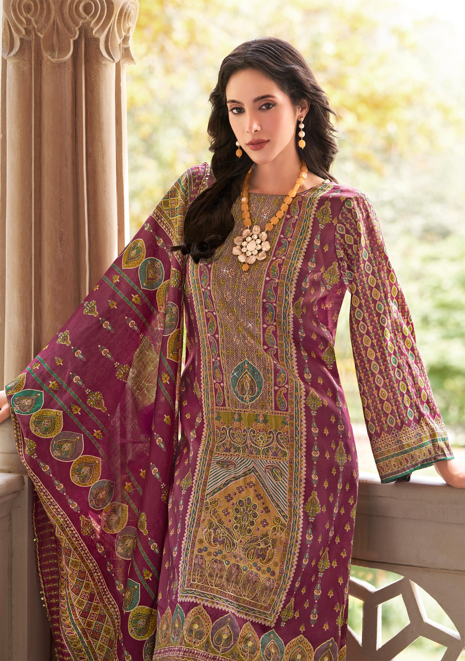 DRAVINAM Trends Kurti 2.50 mtrs, PURE VISCOSE RAYON (3 mtrs apx), PURE MODAL VISCOSE Maslin Dupatta Digital|Cream