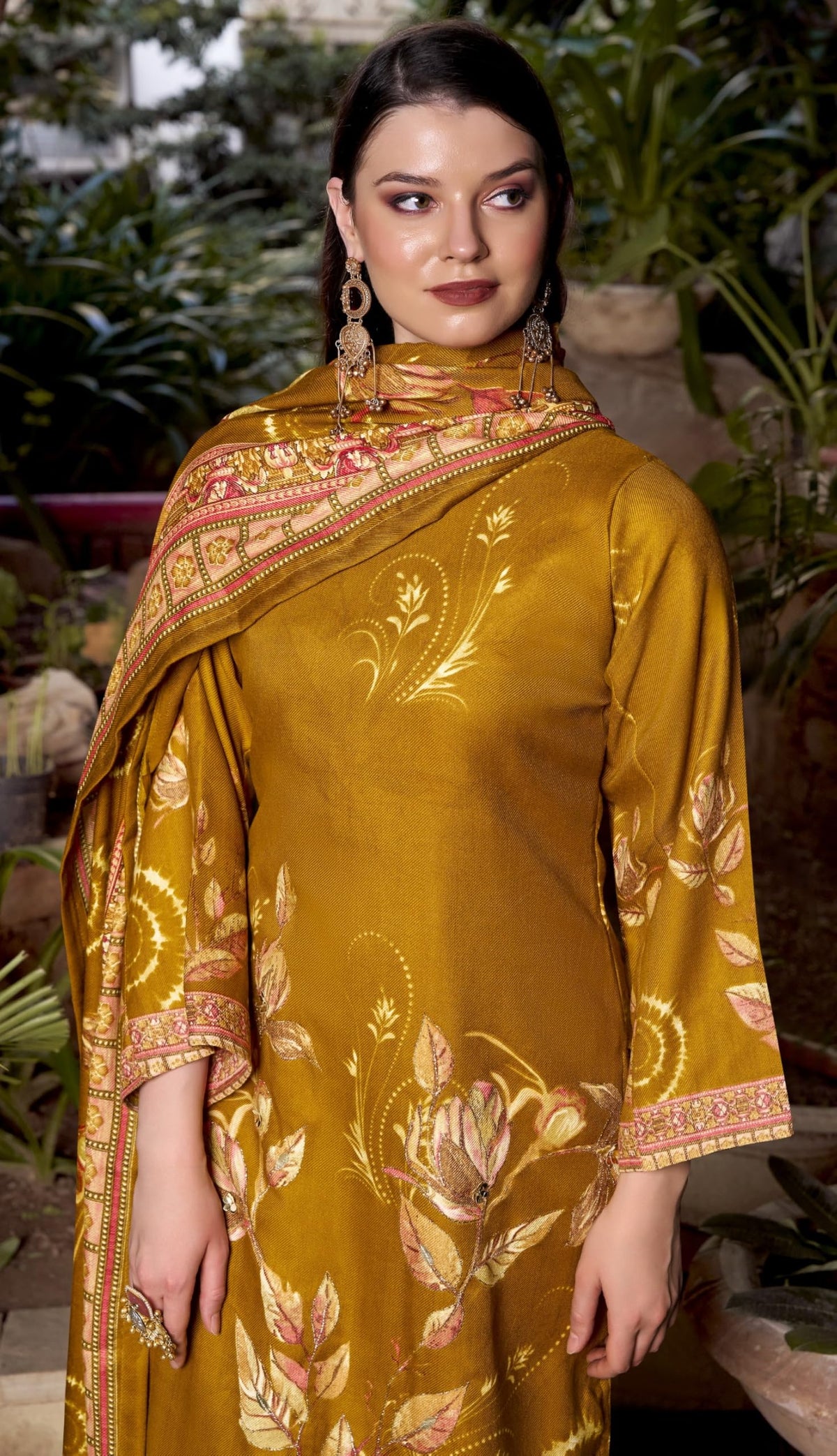 DRAVINAM Trends Women's winter wear unstitched hand work Woollen Pashmina Suit Dress Material with Pashmina Printed Shawl Dupatta