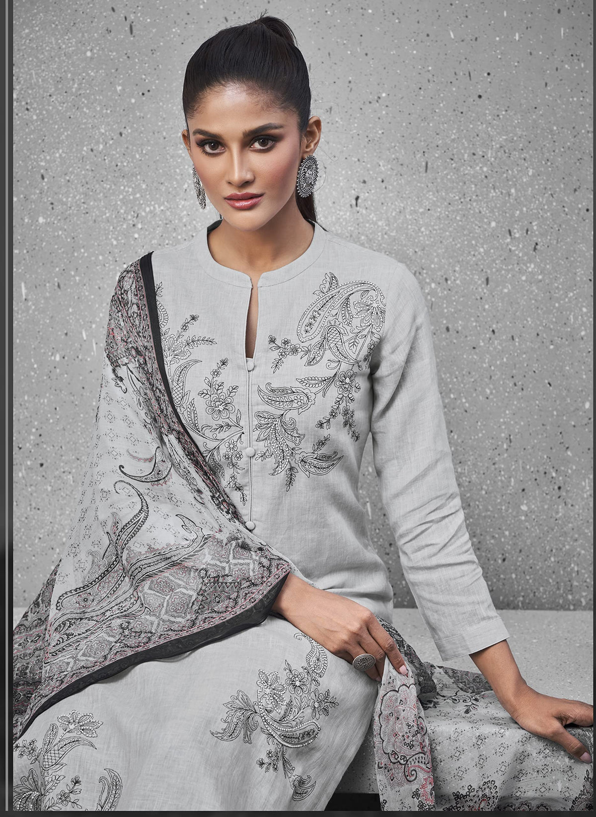DRAVINAM Trends Women's Unstitched Emnroidered and Beads Work Cotton Slub Salwar Suit Dress Material with Digital Printed Bember Chiffon Half Pure Dupatta (Free Size_Grey)