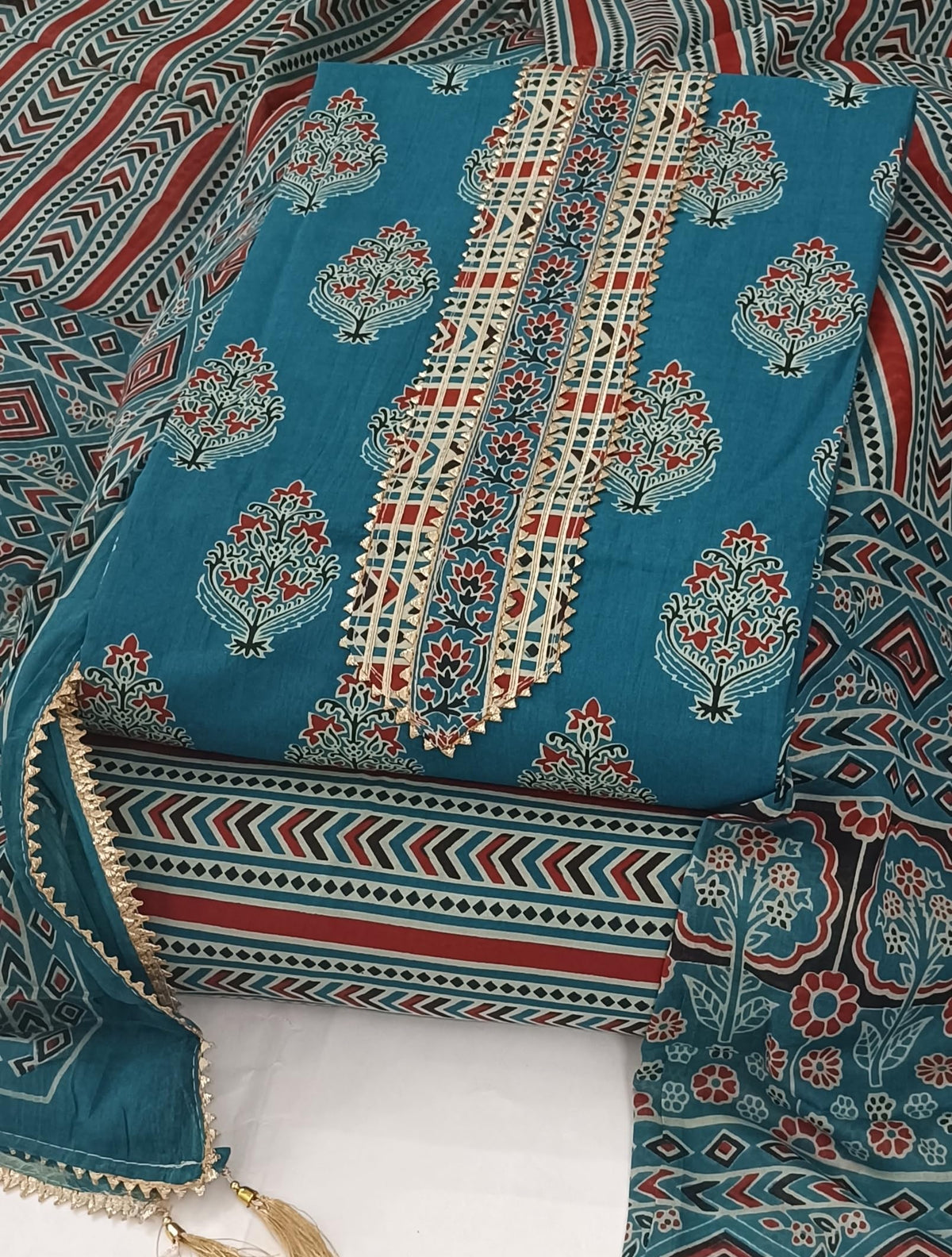 DRAVINAM Trends Women's Jaipuri Printed Embroidered and Hand Work Premium Cambric Cotton Unstitched Salwar Suit Dress Material with Mulmul Cotton Dupatta
