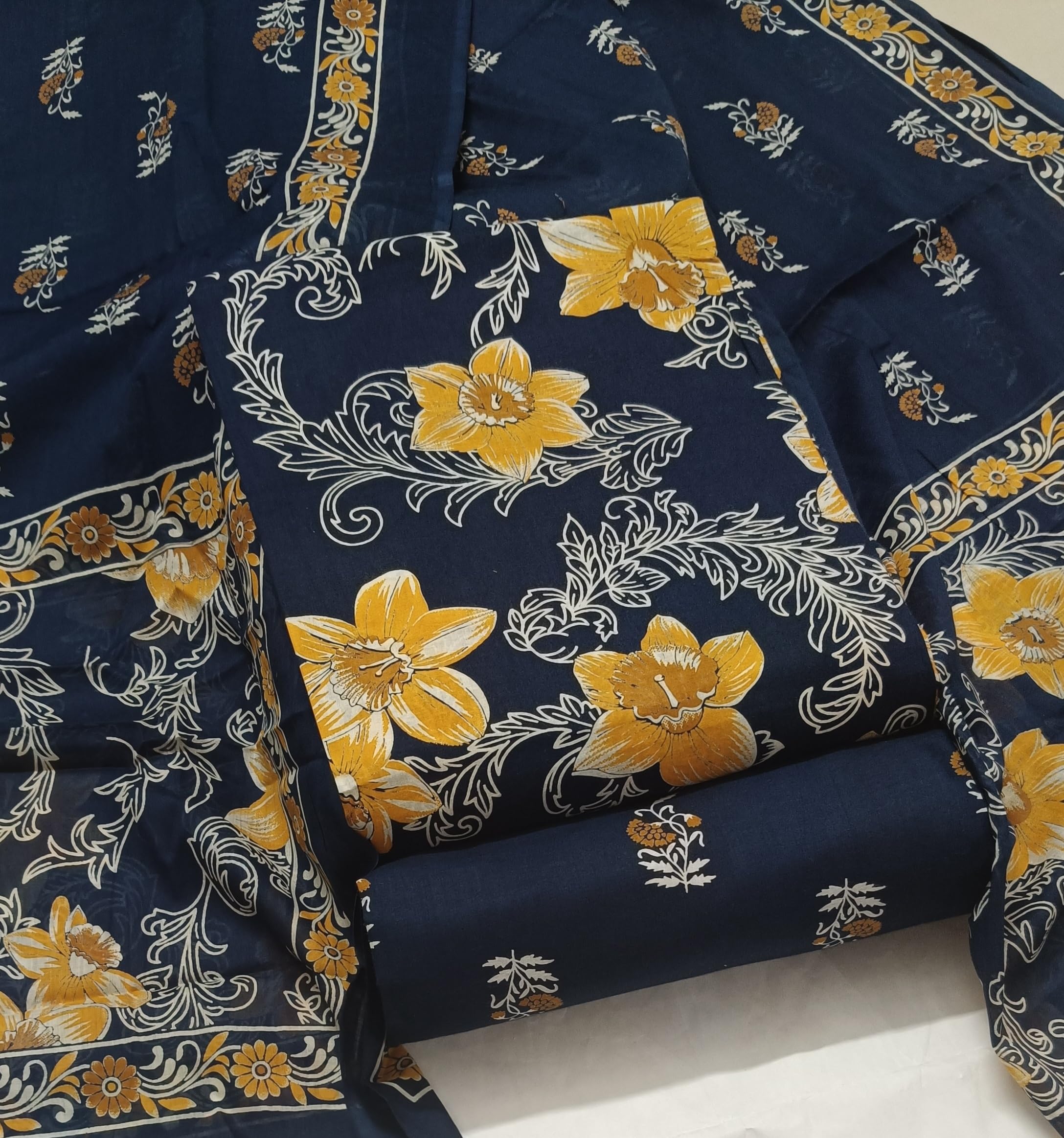 DRAVINAM Trends Discharge Prints Pure Soft Cotton Unstitched Salwar Suit Dress Material with Cotton Dupatta