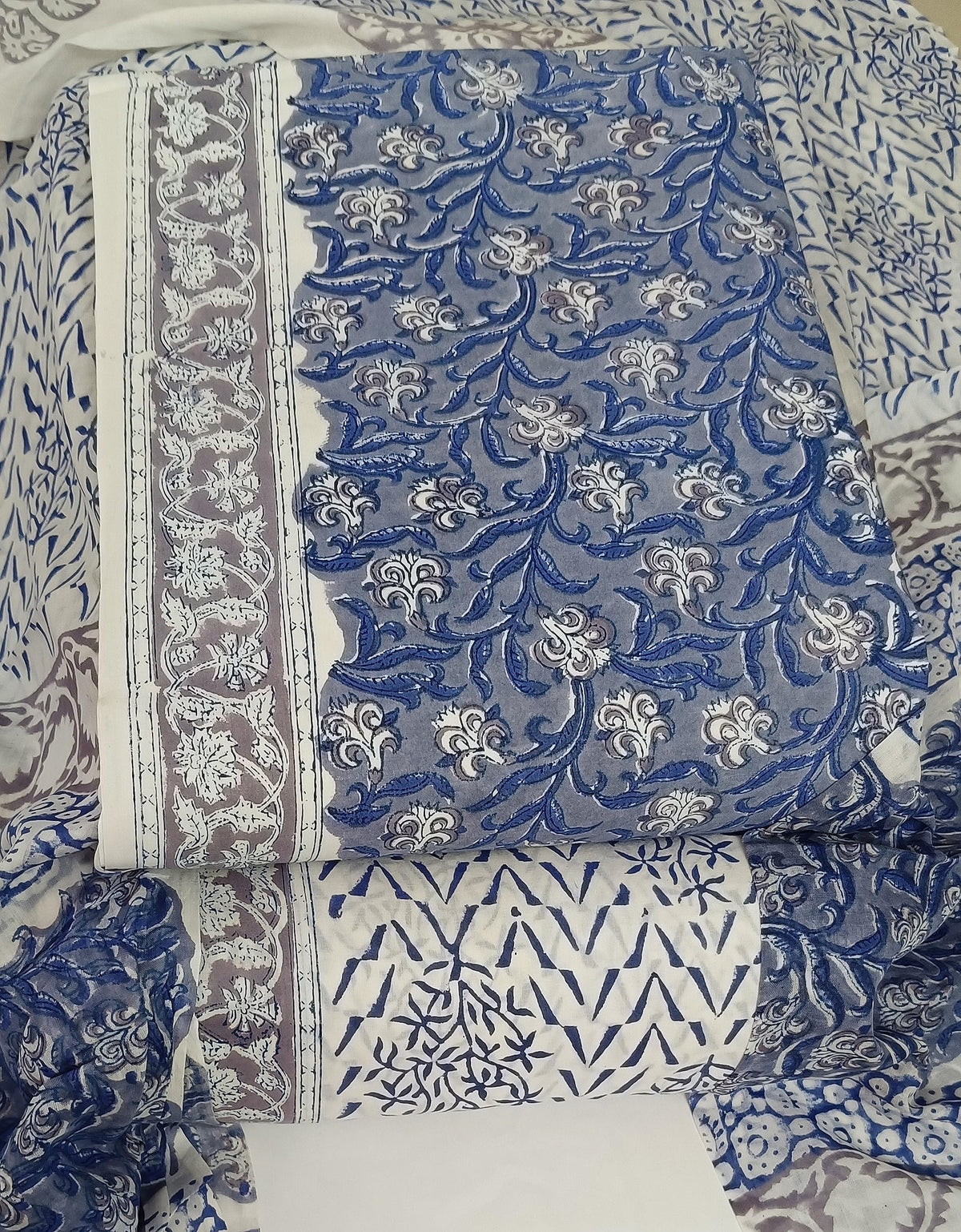 DRAVINAM Trends Hand Block Dabu Print Indigo Cambric Unstitched Cotton Suit Dress Material for Women with Mulmul Cotton Hand Printed Dupatta