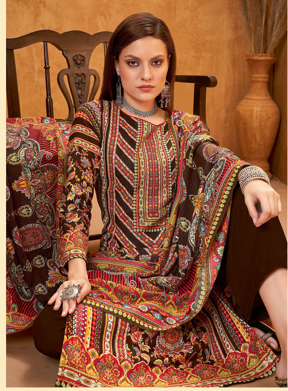 DRAVINAM Trends Women's Unstitched Kashmiri Kaani Print Swaroski work Warm Woollen Pashmina Salwar Suit Dress Material with Pashmina Printed Shawl Dupatta (Free Size_Red)
